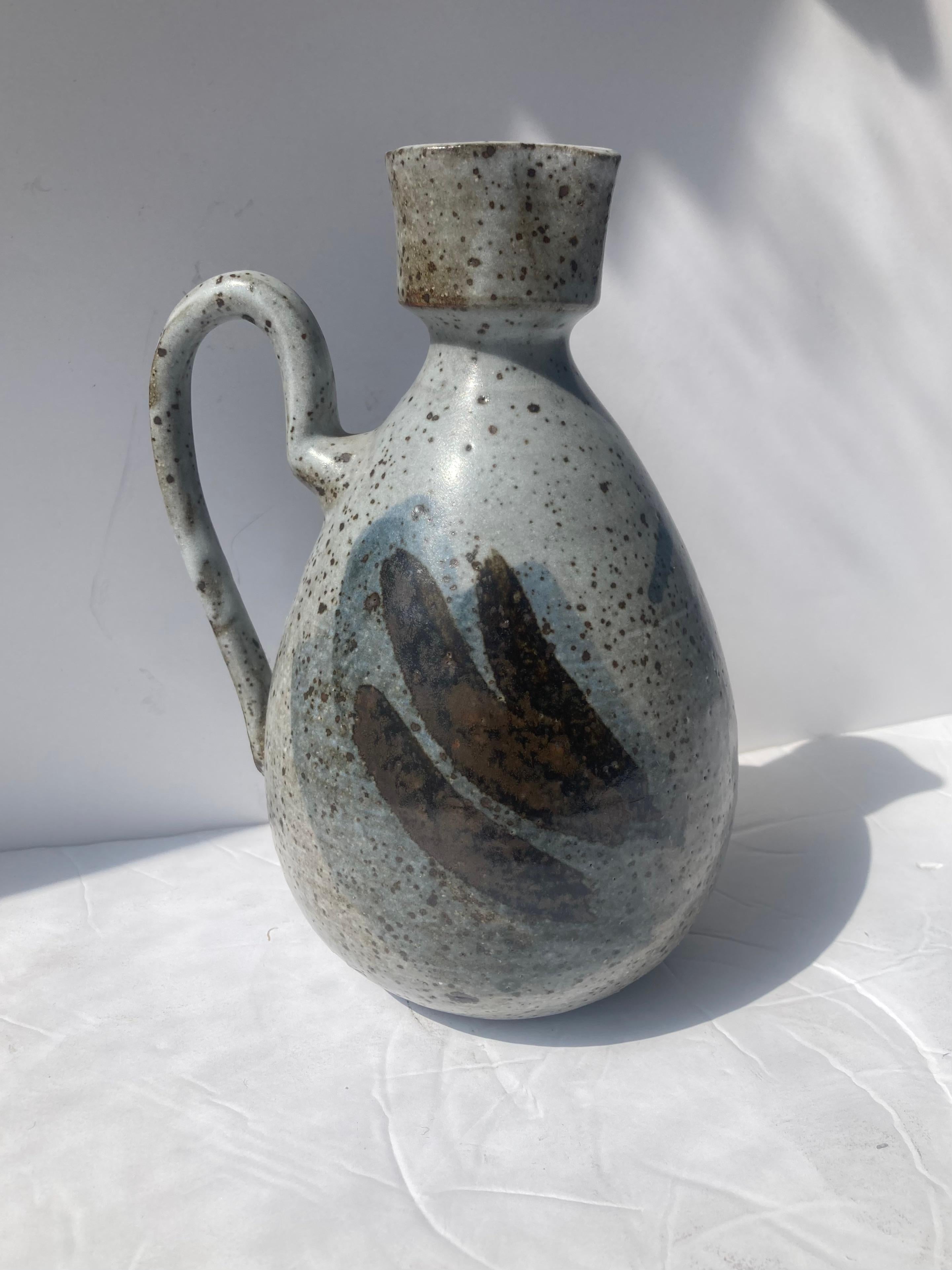 Joel Edwards Pottery / Ceramic Pitcher/ Carafe, Signed In Good Condition For Sale In Los Angeles, CA