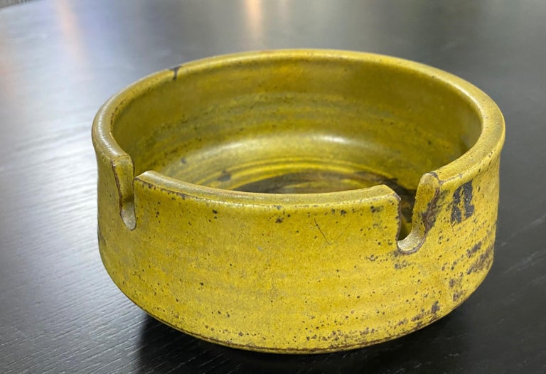 Joel Edwards Signed Mid-Century Modern California Studio Pottery Ceramic Bowl For Sale 1