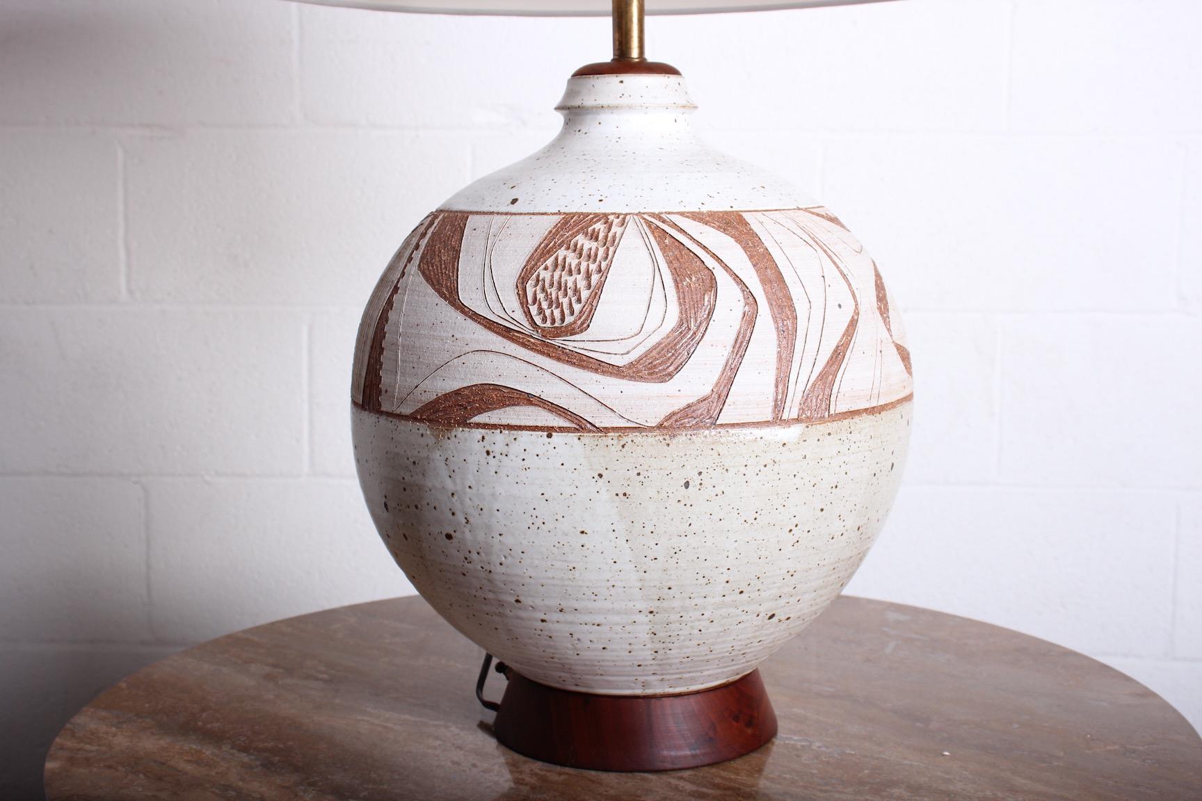 Joel Edwards Studio Ceramic Lamp In Good Condition For Sale In Dallas, TX
