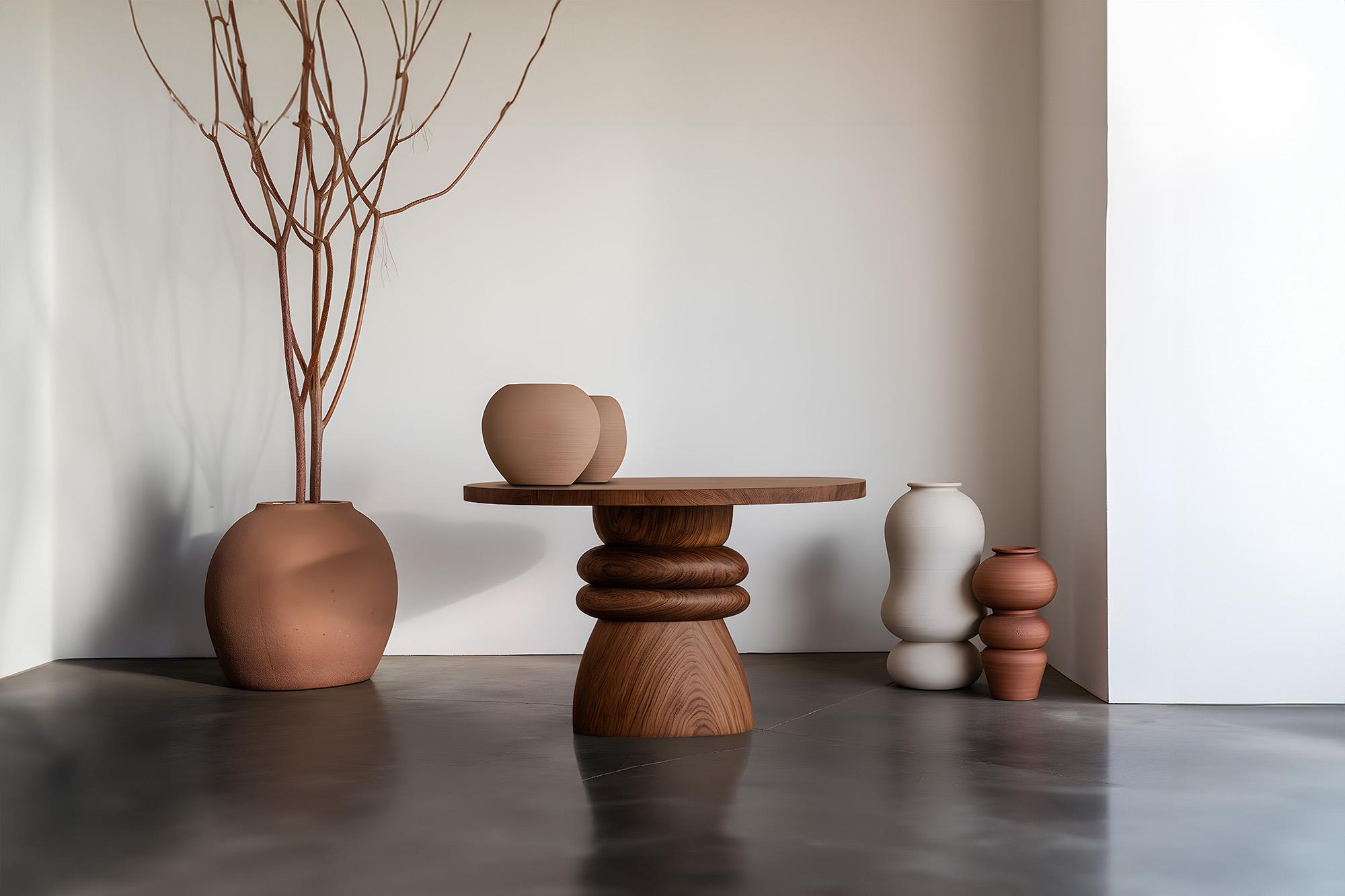 Brutalisme Table d'appoint Elefante de Joel Escalona 8, aspect organique massif en vente