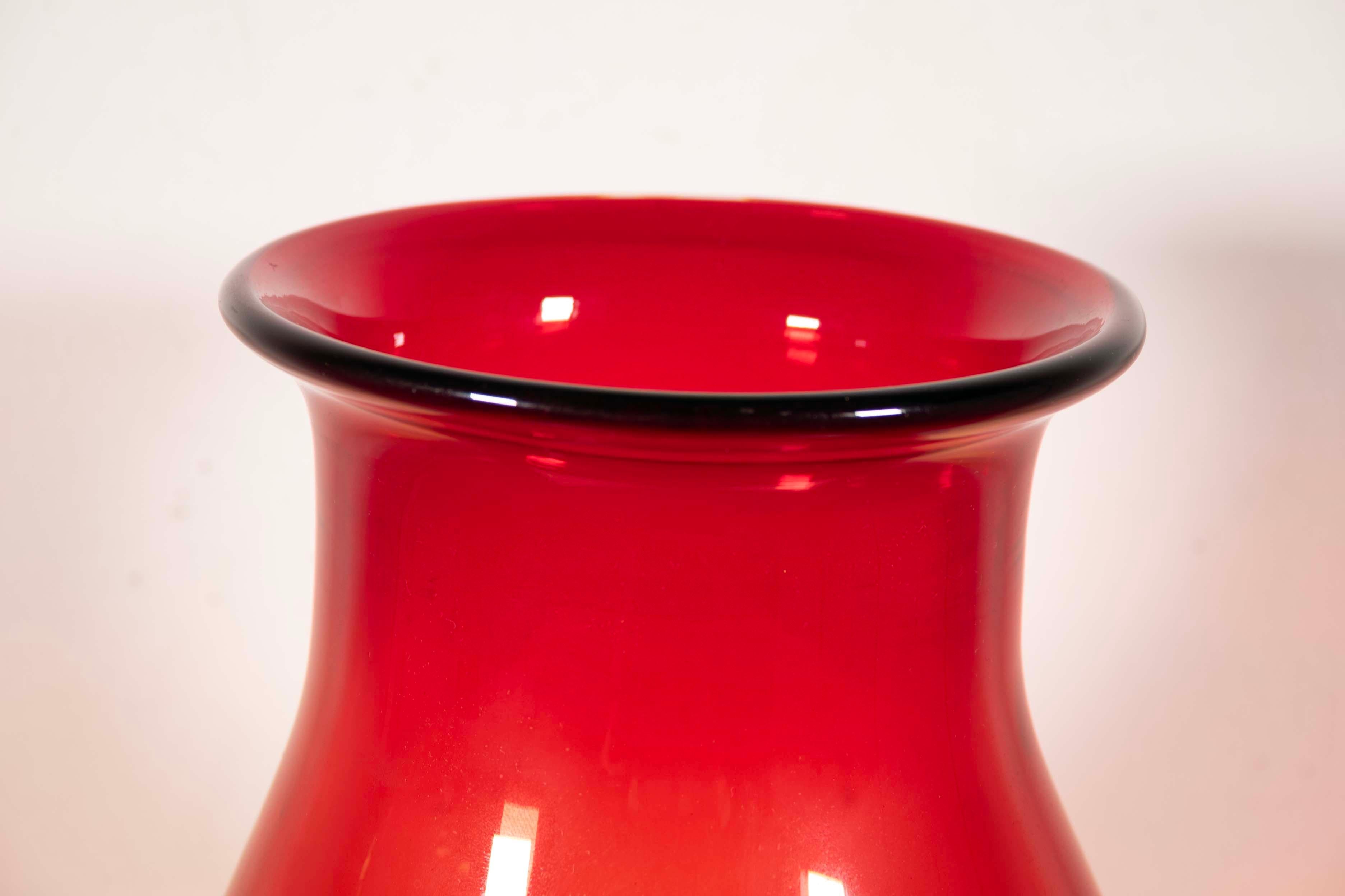 Joel Myers for Blenko Red and Yellow Vase Model 7029 Mid Century Modern In Good Condition For Sale In Keego Harbor, MI