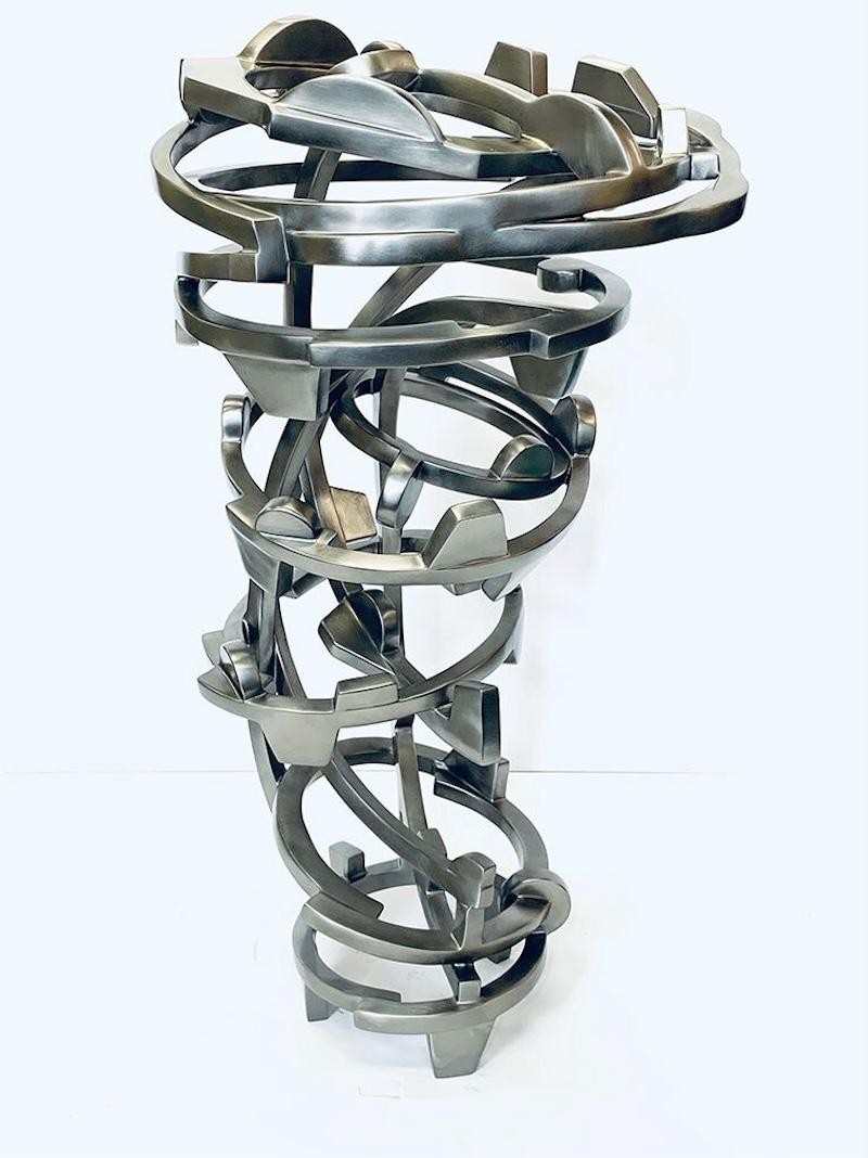 Joel Perlman Abstract Sculpture – Silver Twister