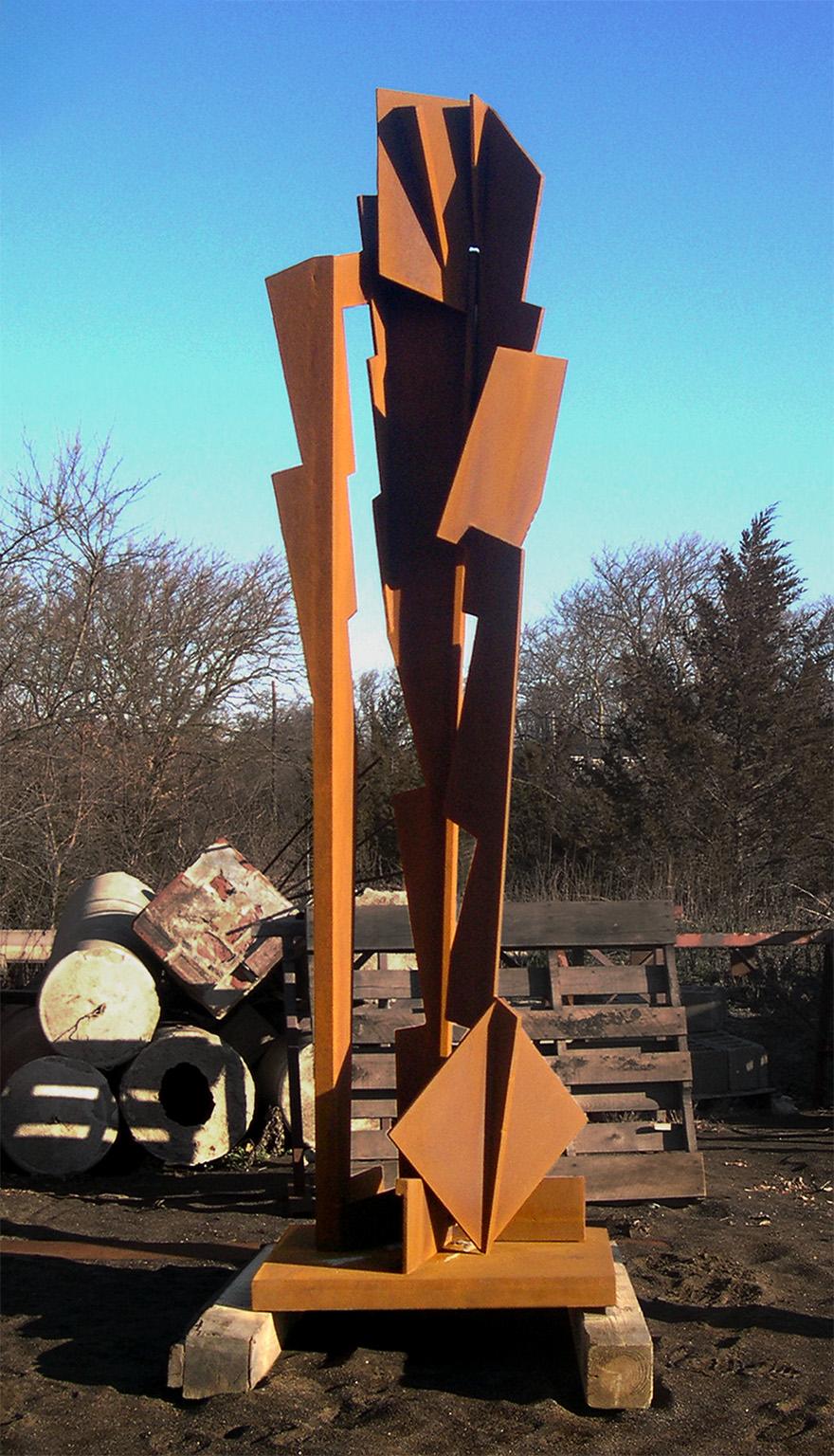 Sculpture d'extérieur « Sky Ryder » abstraite, industrielle, acier en vente 1