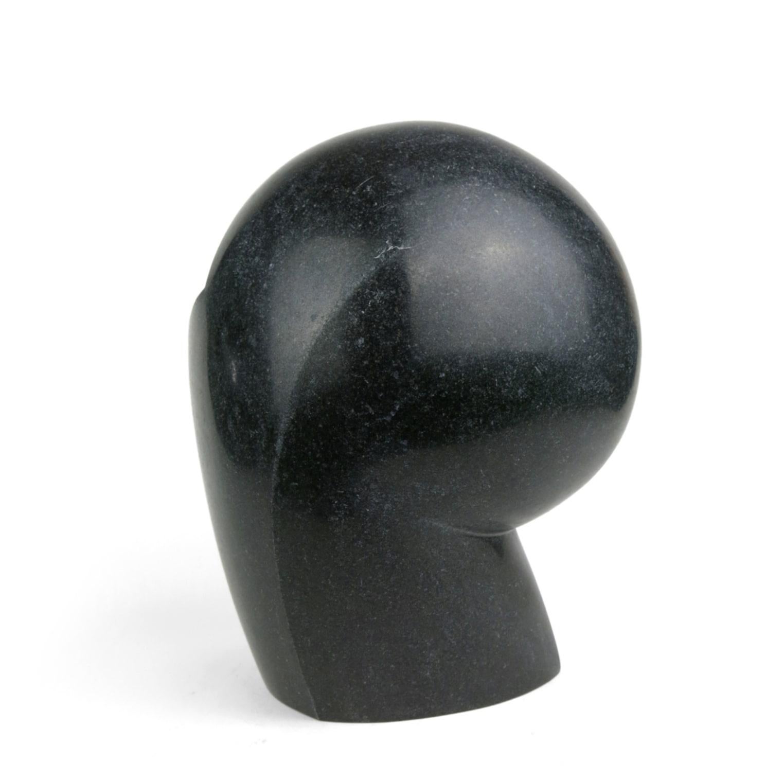 Joel Urruty - Tête (Granito negro), Escultura 2023 en venta 4