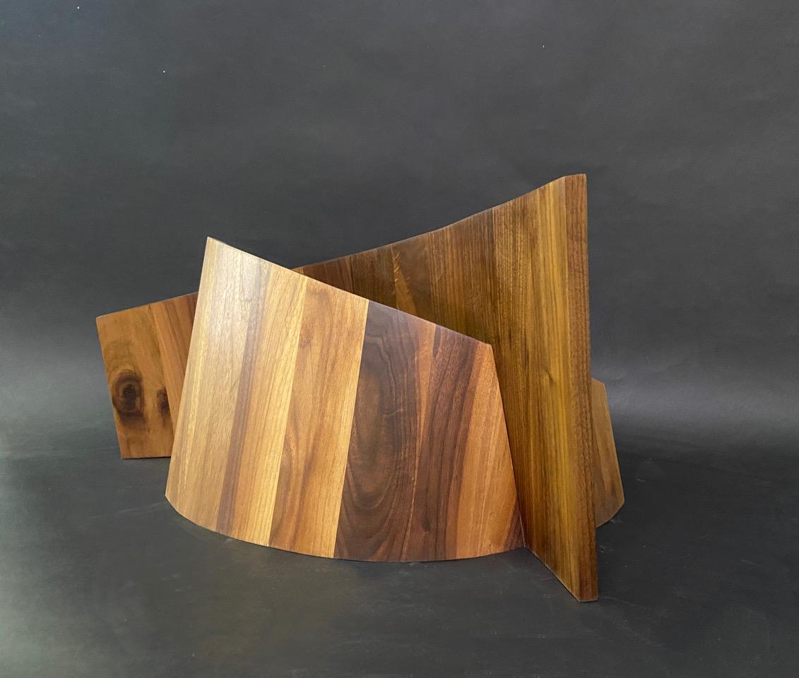 Joel Urruty - Walnut Wave, Sculpture 2024