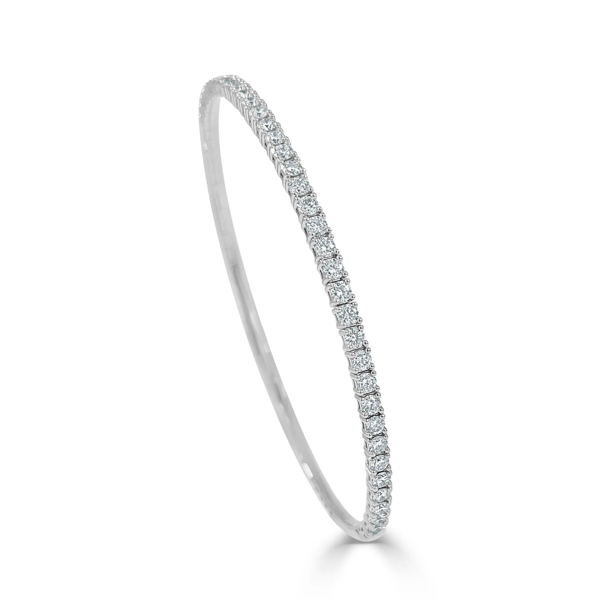 Taglio singolo Bangle con diamanti per lei in oro 14k da 1,45 carati flessibile da donna impilabile in vendita