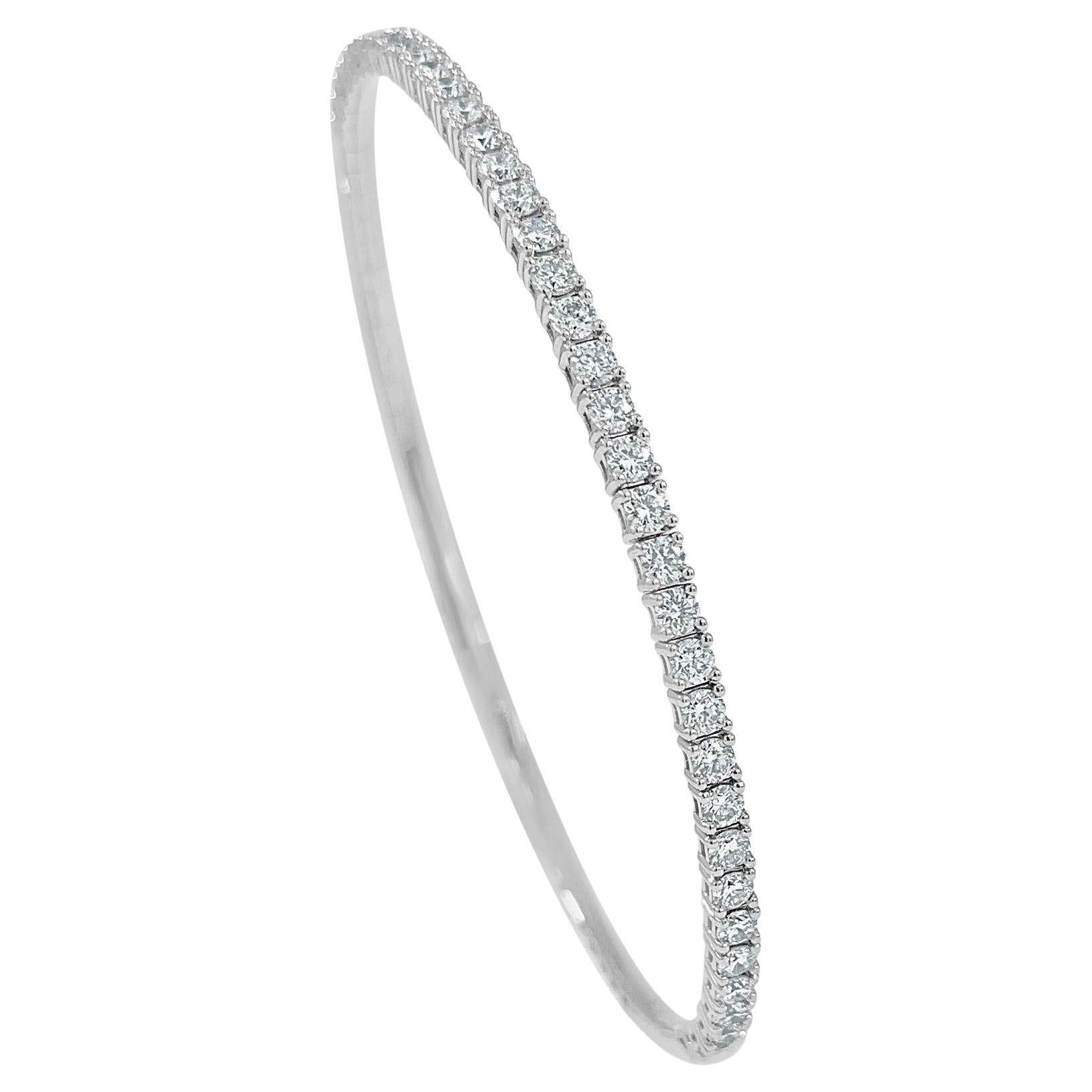 Diamond Bangle for Her 14k Gold 1.45 Ct Flexible Women's Stackable Bangle For Sale