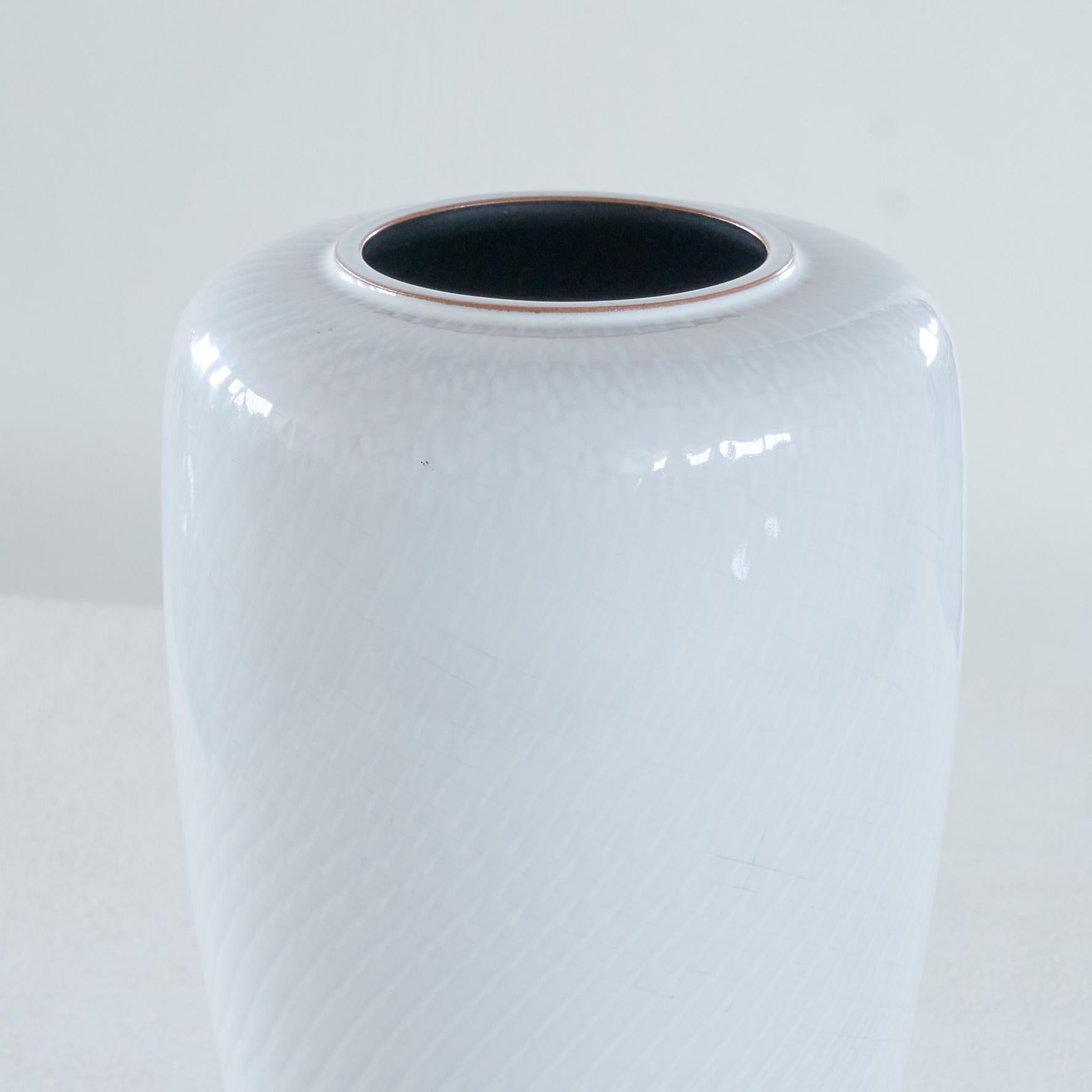 Mid-Century Modern Joep Felder - Vase conique en poterie de studio mi-siècle avec décor « Wave » des années 1950 en vente