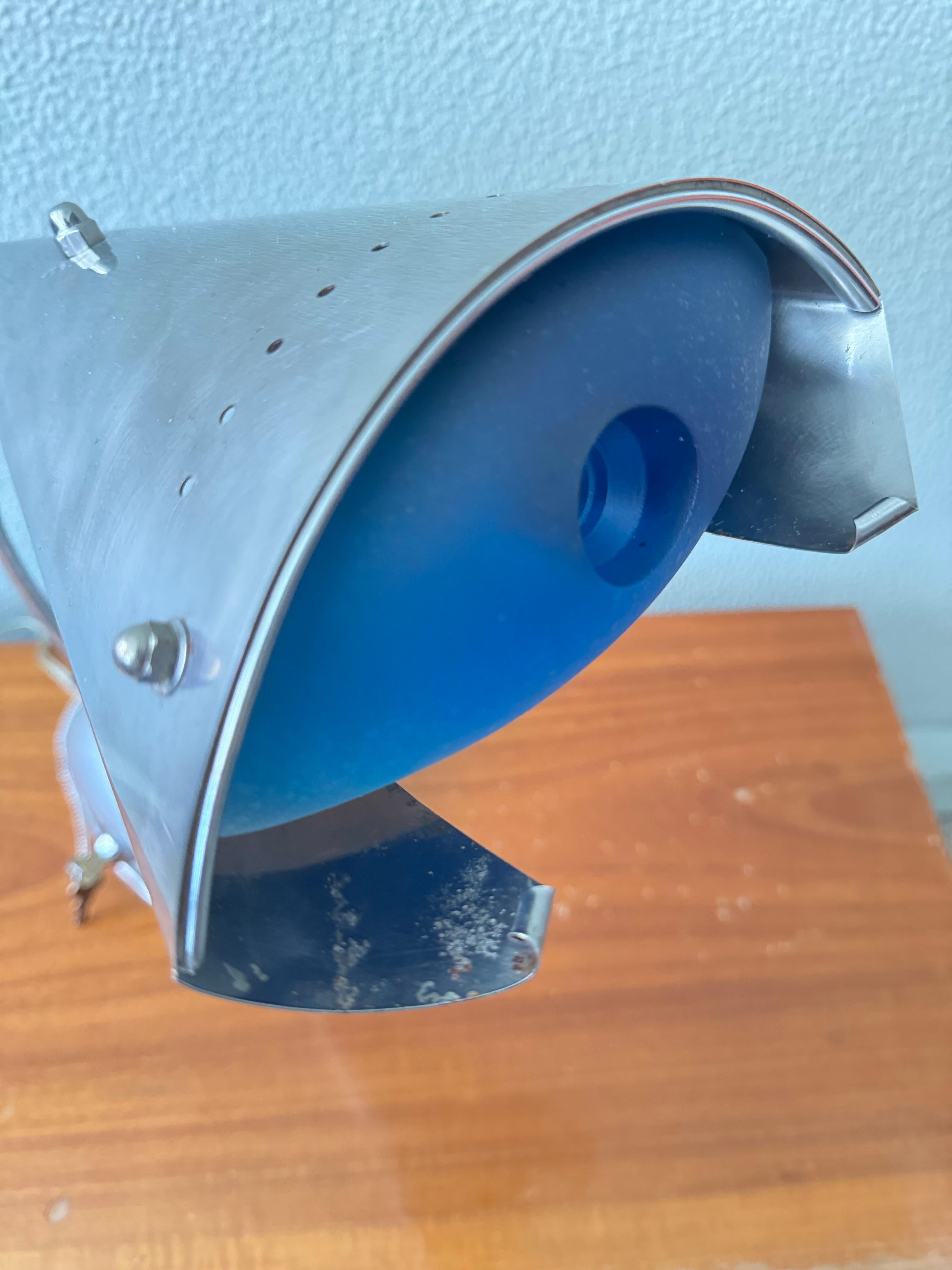Lampe de table en verre et acier Gunmetal, Joey Manic, années 1990 en vente 12
