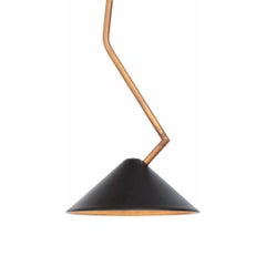 Lampe à cuve en laiton noir Grenverk de Konsthantverk Tyringe de Johan Carpner