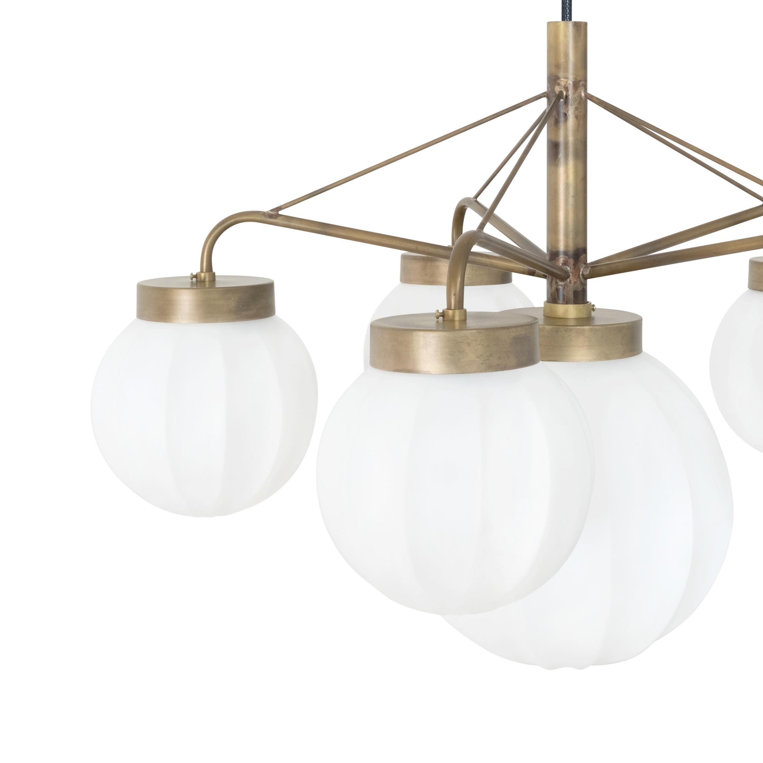 Johan Carpner Klyfta 6L - Lampada da soffitto in ottone grezzo di Konsthantverk in vendita 1