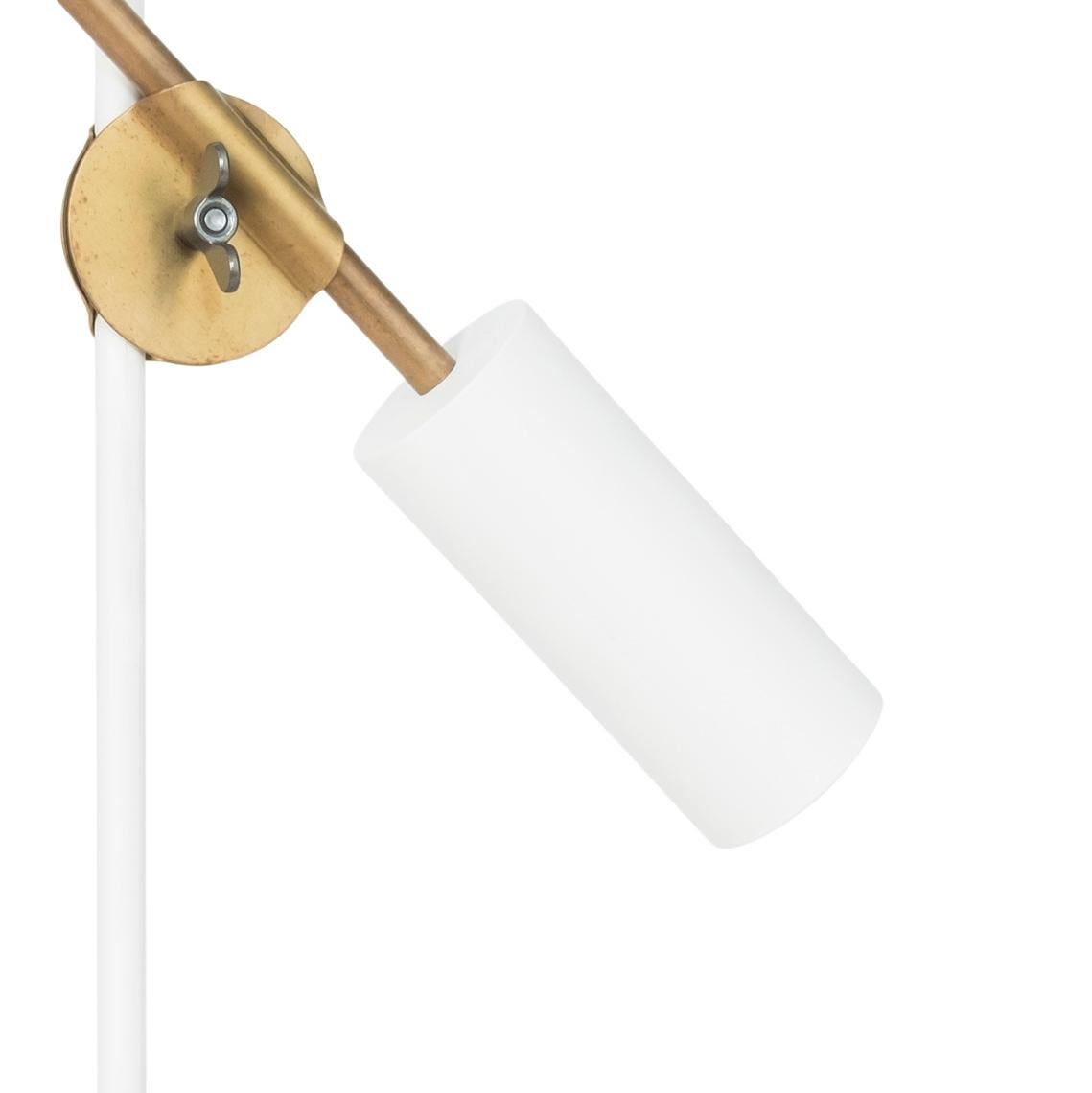 Johan Carpner Stav Lámpara de mesa blanca by Konsthantverk Escandinavo moderno en venta