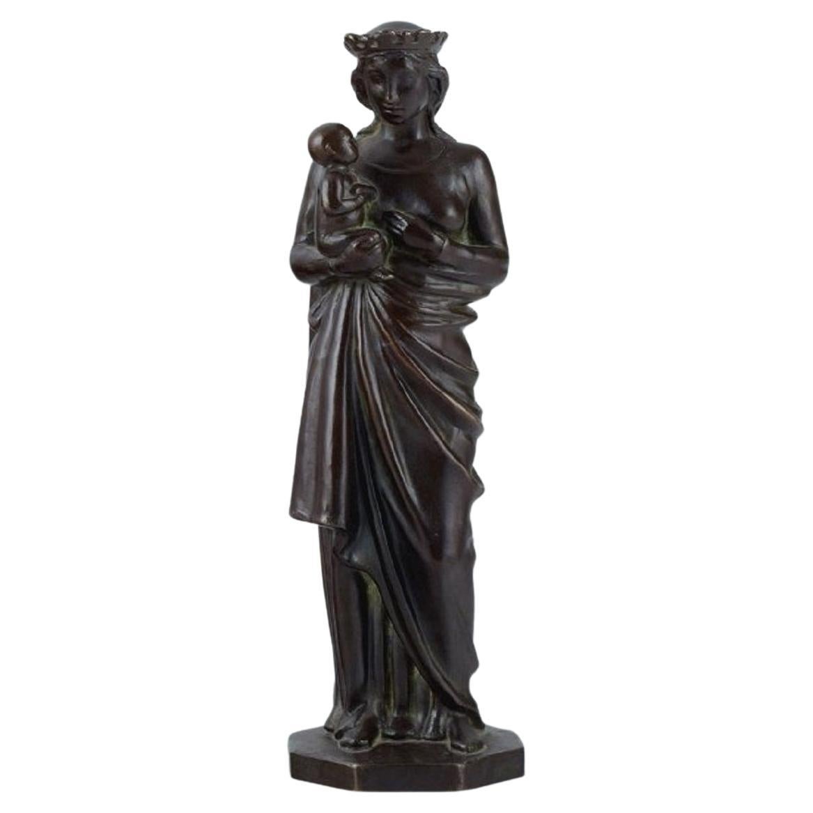 Johan G. C. Galster, dänischer Bildhauer. Bronzefigur der Jungfrau Maria und des Kindes. im Angebot