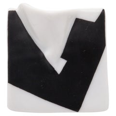 JOHAN GERARD VAN LOON 1970 Rosenthal Studio Line Broche en porcelaine noire et blanche