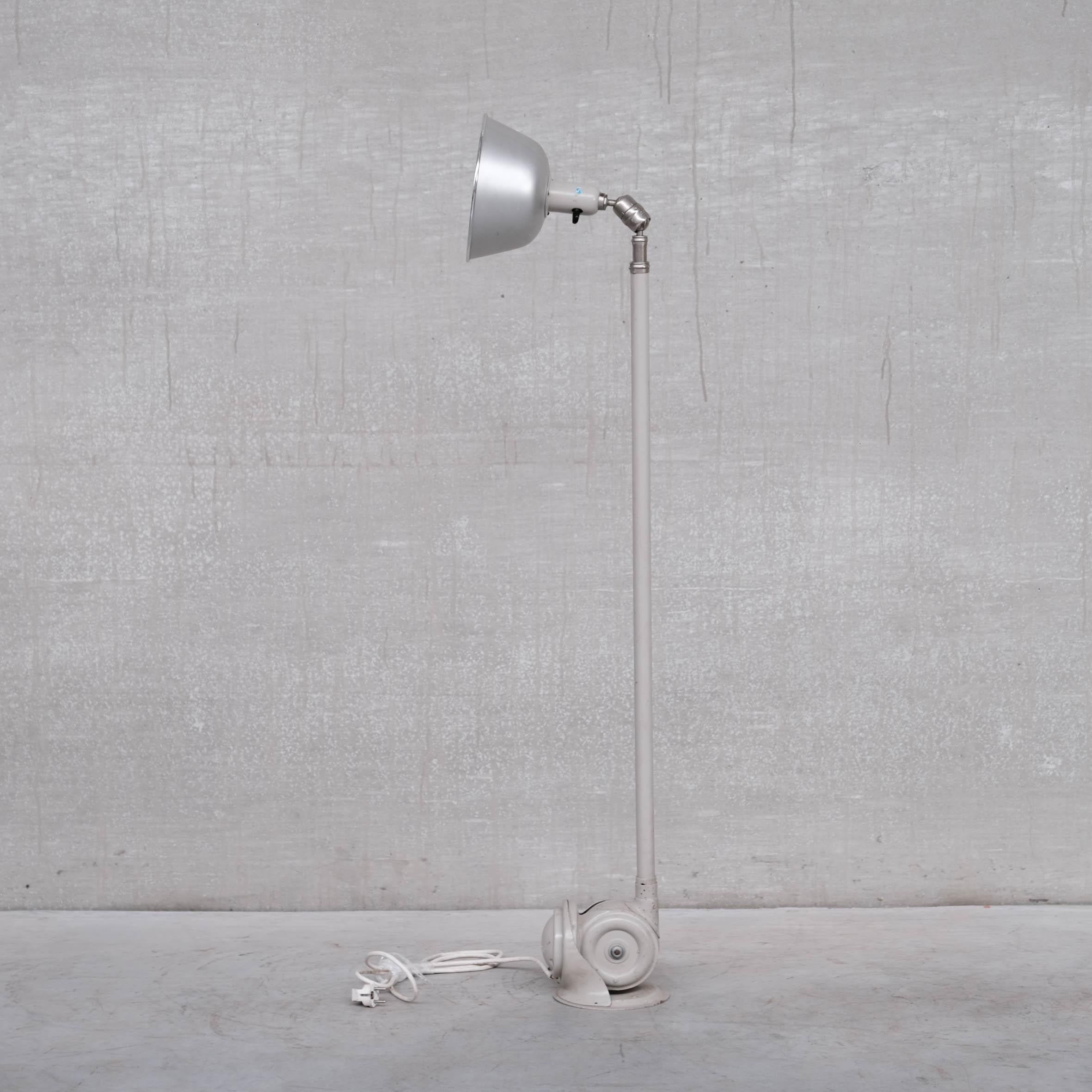 An increasingly hard to find 'telescopic'/extendable wall light by Johan Petter Johansson. 

Sweden, c1930s

Adjustable out from 135 cm to 315 cm. 

Good vintage condition, some scuffs and wear commensurate with age. 

Location: Belgium