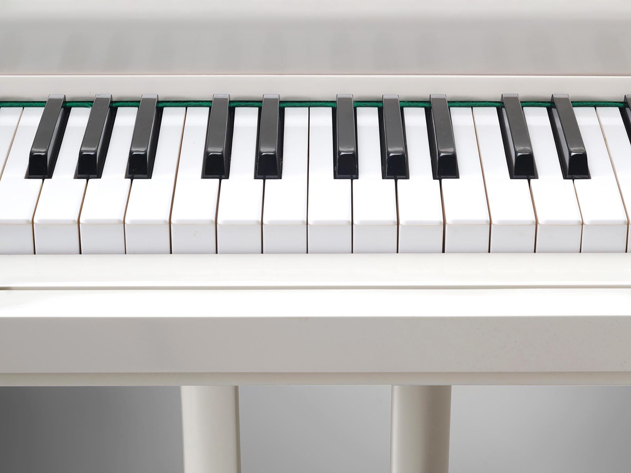 Johan Rippen Grand Piano in Off-White Cast Aluminum  For Sale 1
