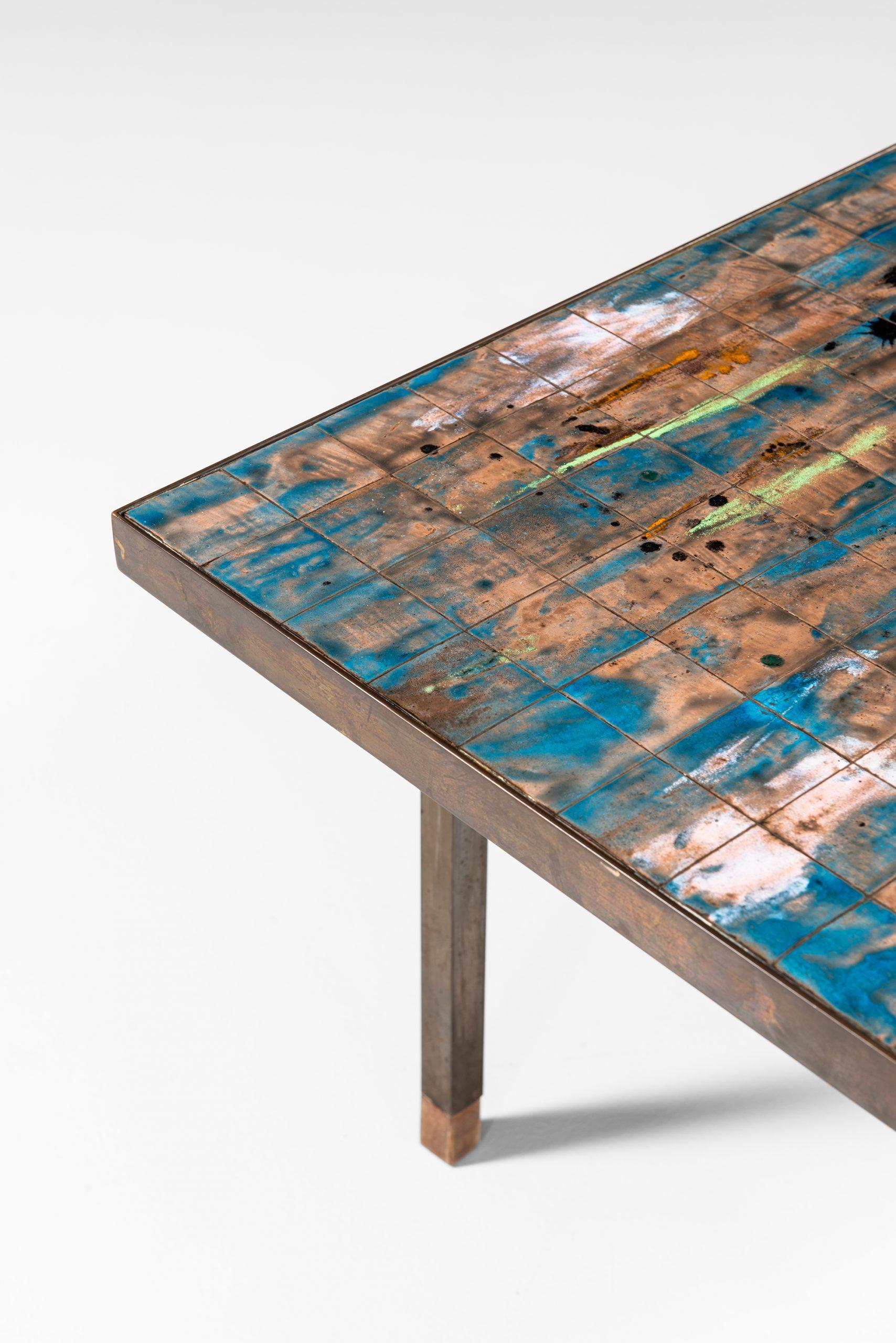 Cuivre Table basse Johannes Aasbjerg & Sophie Eskild produite au Danemark en vente