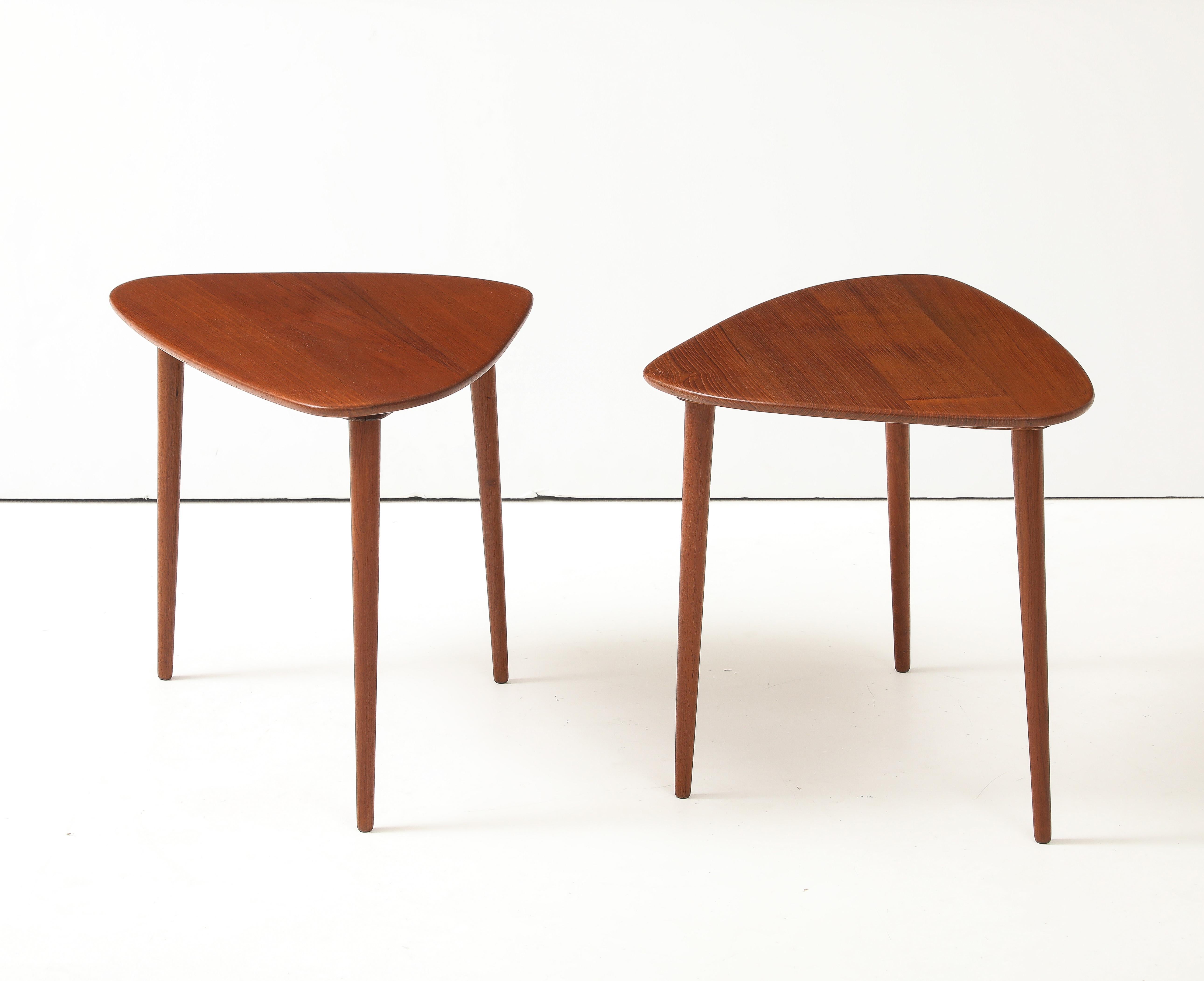 Johannes Aasbjerg Triangle Beistelltische aus Teakholz (Dänisch) im Angebot
