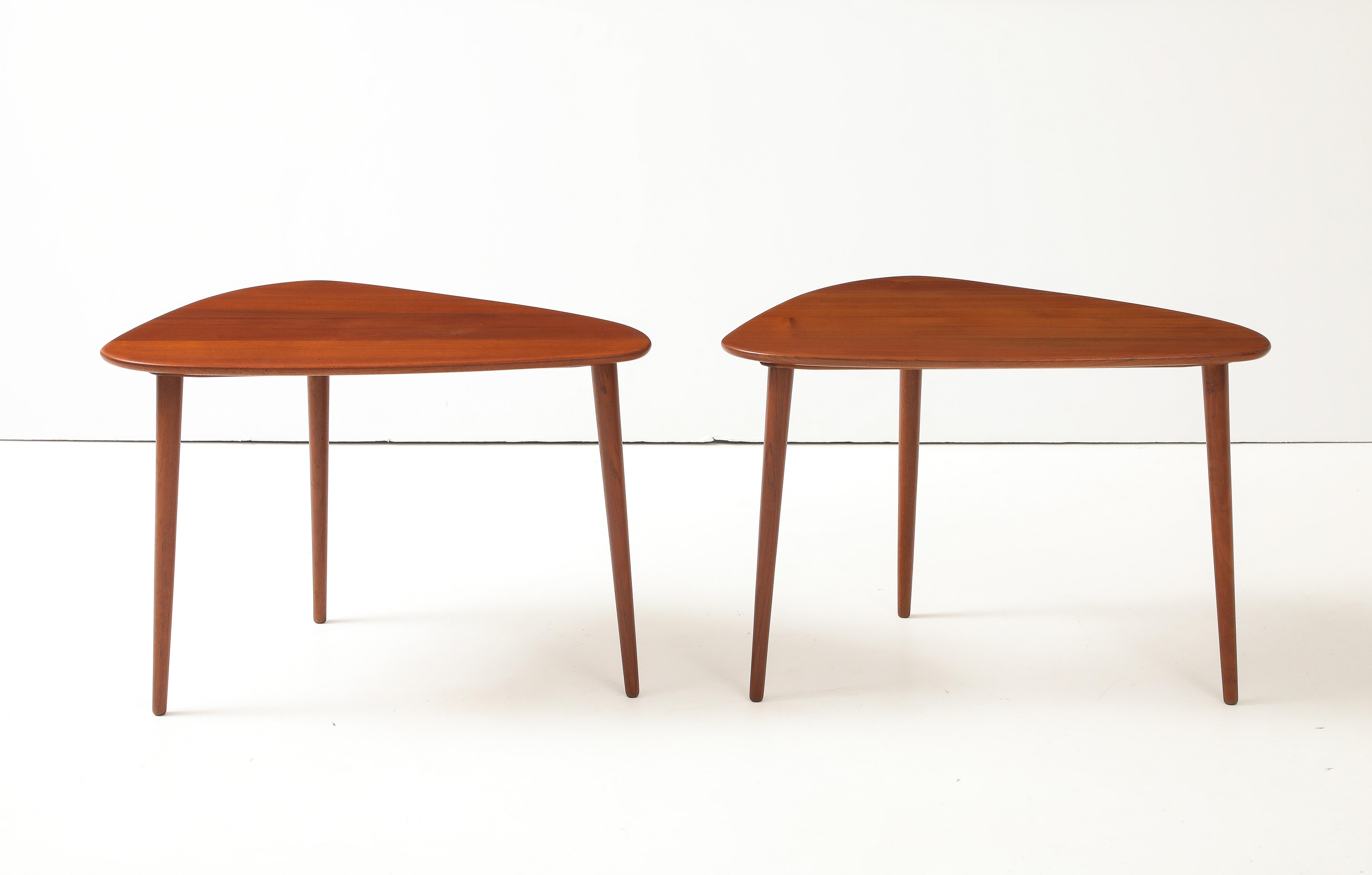 Johannes Aasbjerg Triangle Beistelltische aus Teakholz im Angebot 2