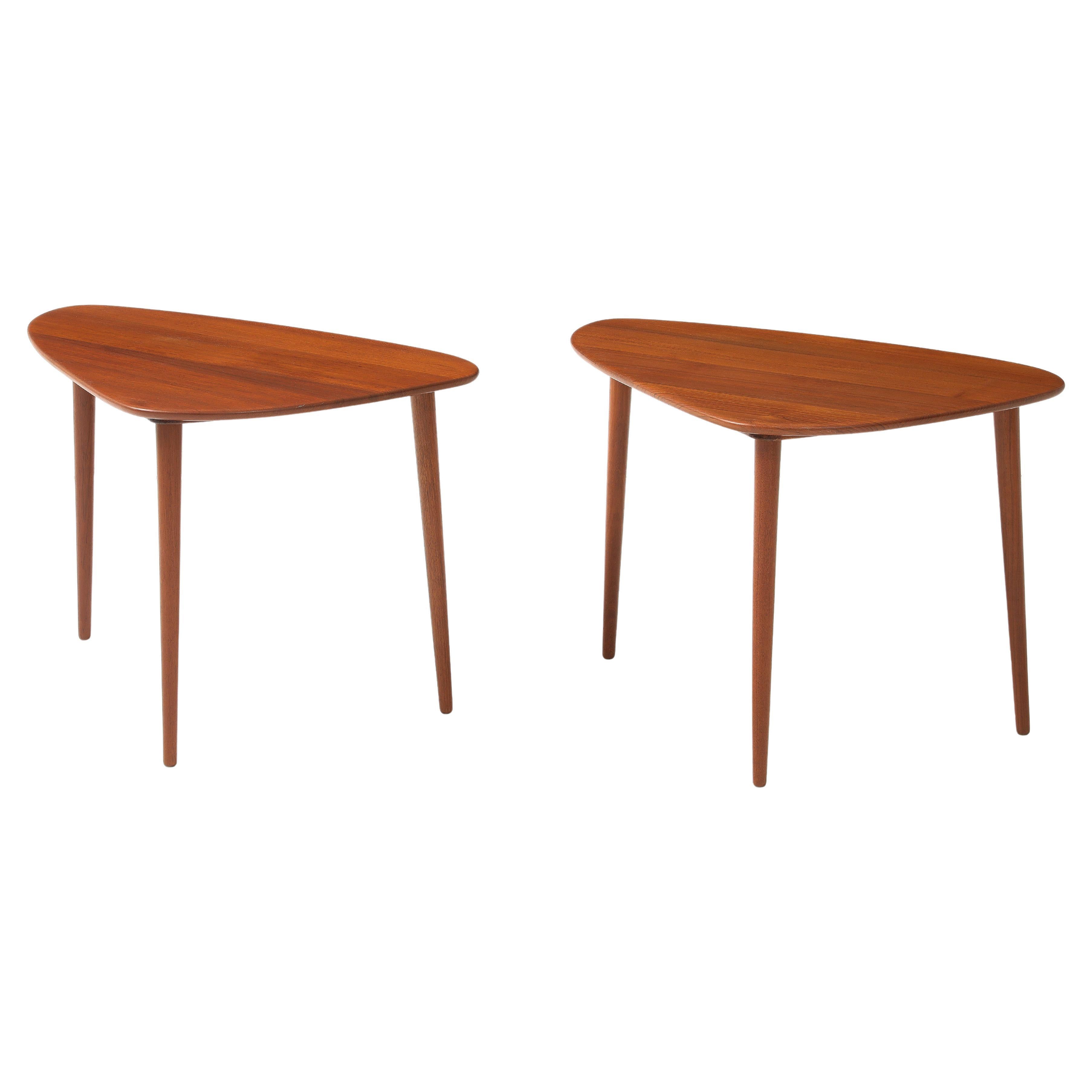 Johannes Aasbjerg Triangle Beistelltische aus Teakholz im Angebot