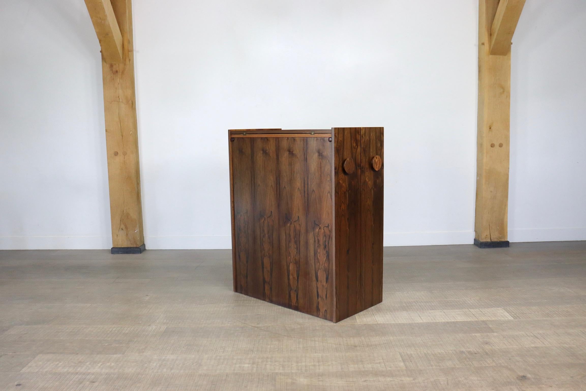 Johannes Andersen and Erik Buch Folding Bar Cabinet Set by Dyrlund In Good Condition In ABCOUDE, UT
