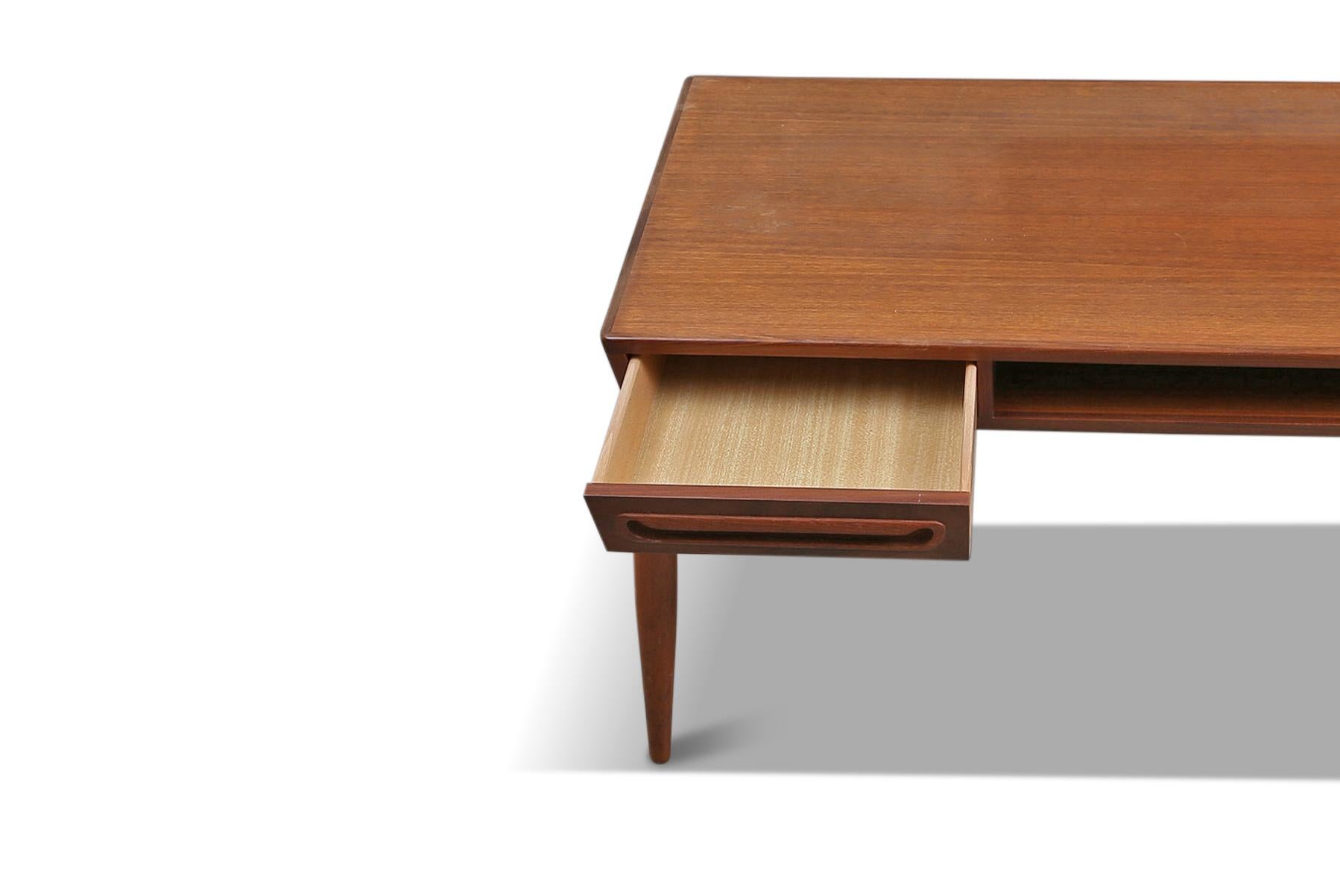 Danish Johannes Andersen Atomic Teak Coffee Table with Drawers For Sale