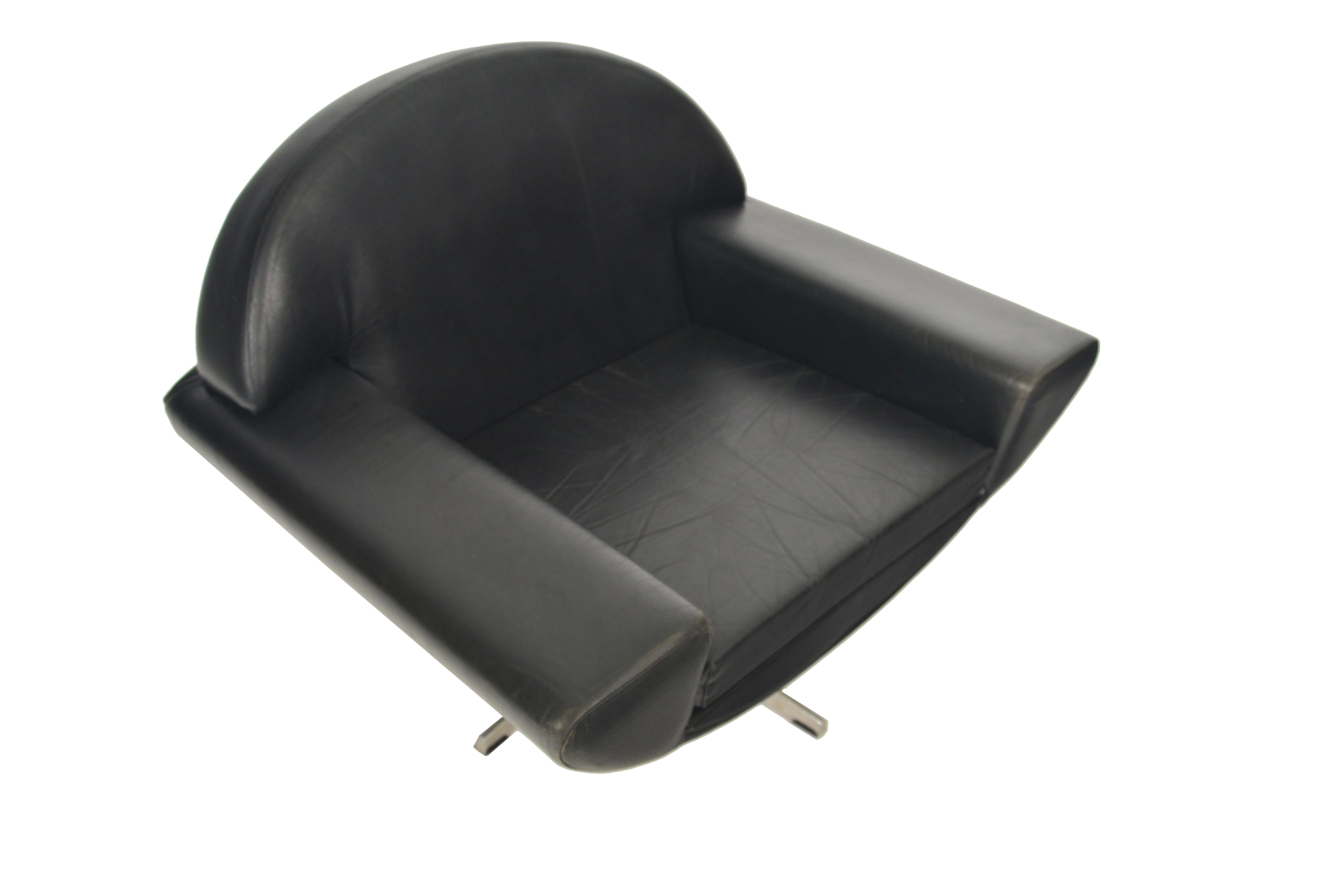 Johannes Andersen Capri Lounge Chair in Leather In Good Condition In Berkeley, CA