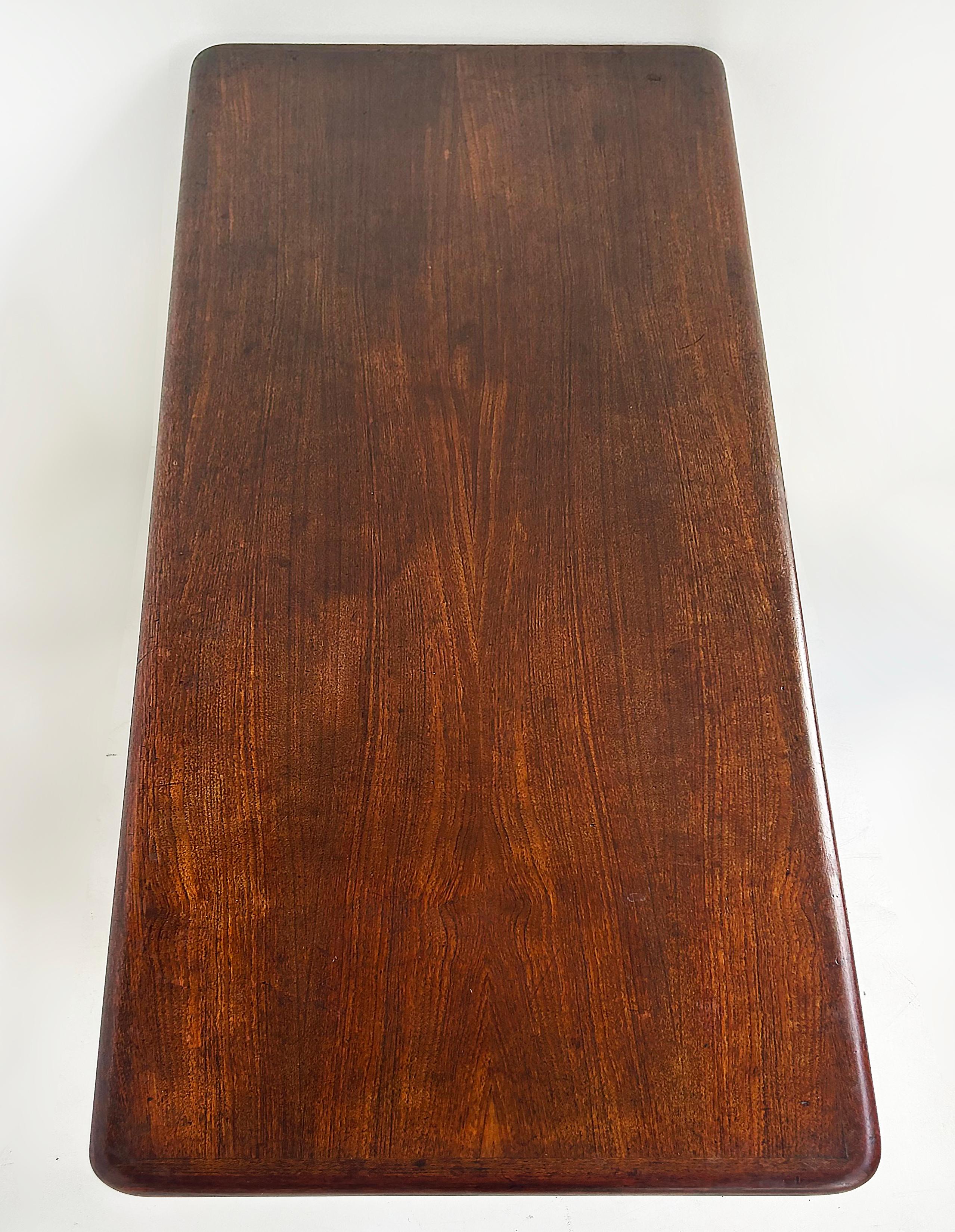 Scandinavian Modern Johannes Andersen CFC Silkebørg Smile Coffee Table, 1950s Denmark For Sale