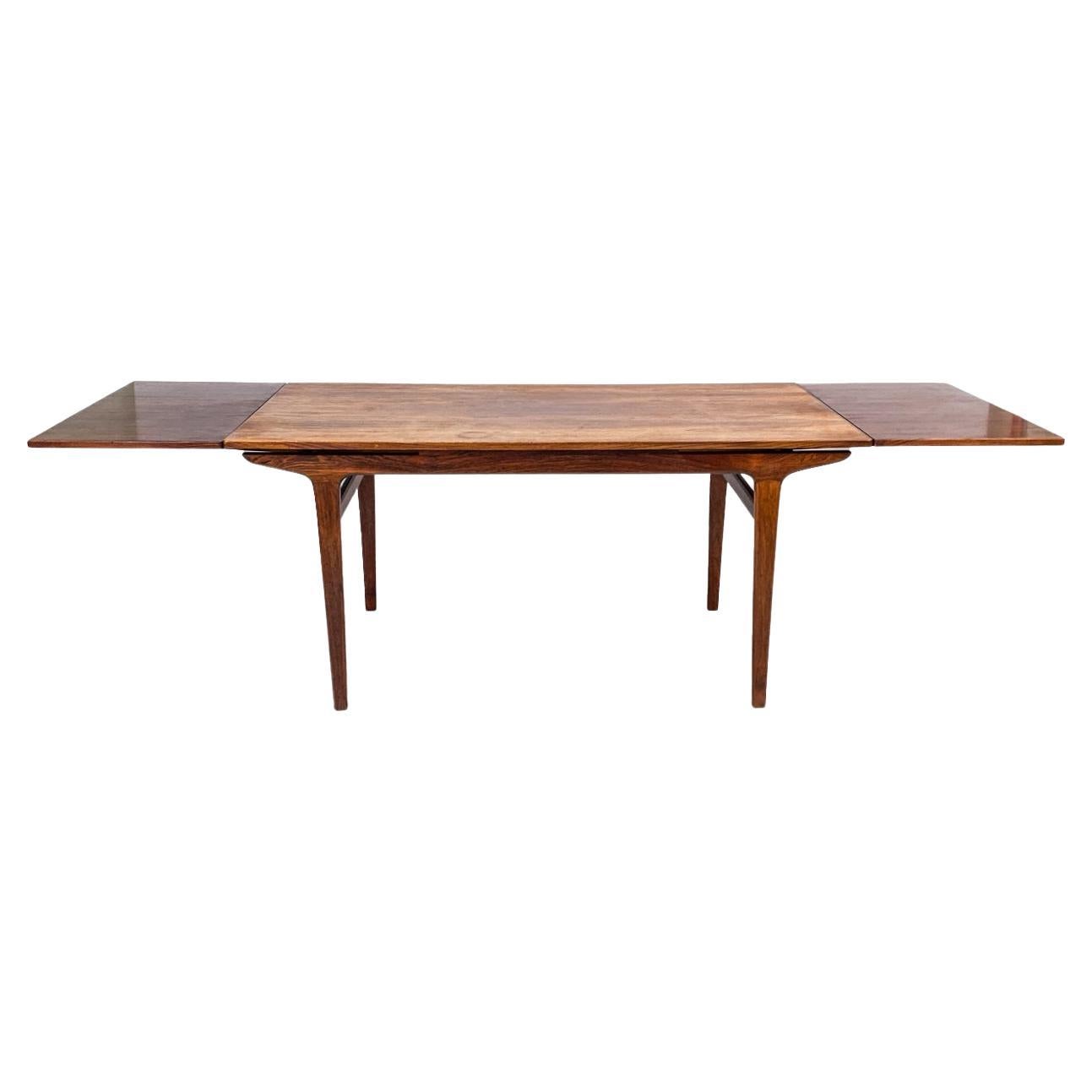 Johannes Andersen Danish Mid-Century Rosewood Extension Dining Table