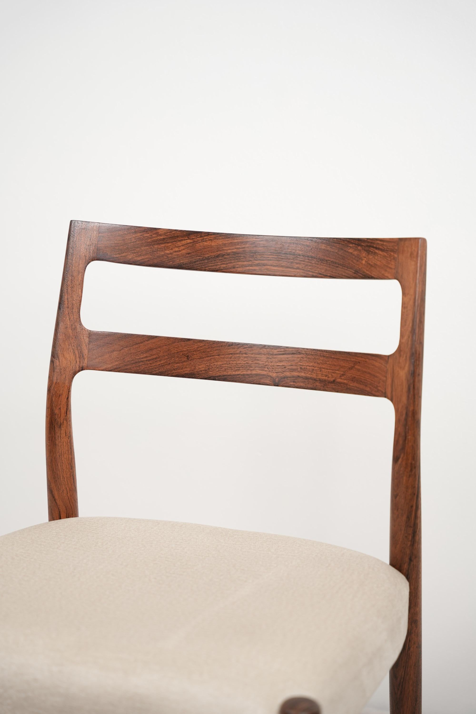 Johannes Andersen Dining Chair for Uldum 1960s For Sale 3