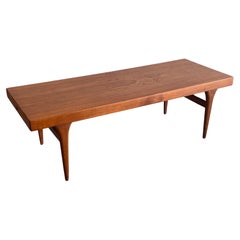 Retro Johannes Andersen Expanding Teak Coffee Table