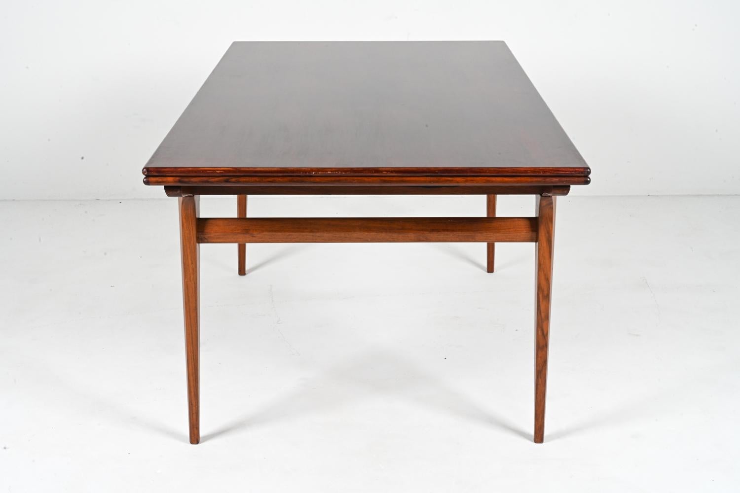Johannes Andersen Extension table in Mahogany For Sale 7