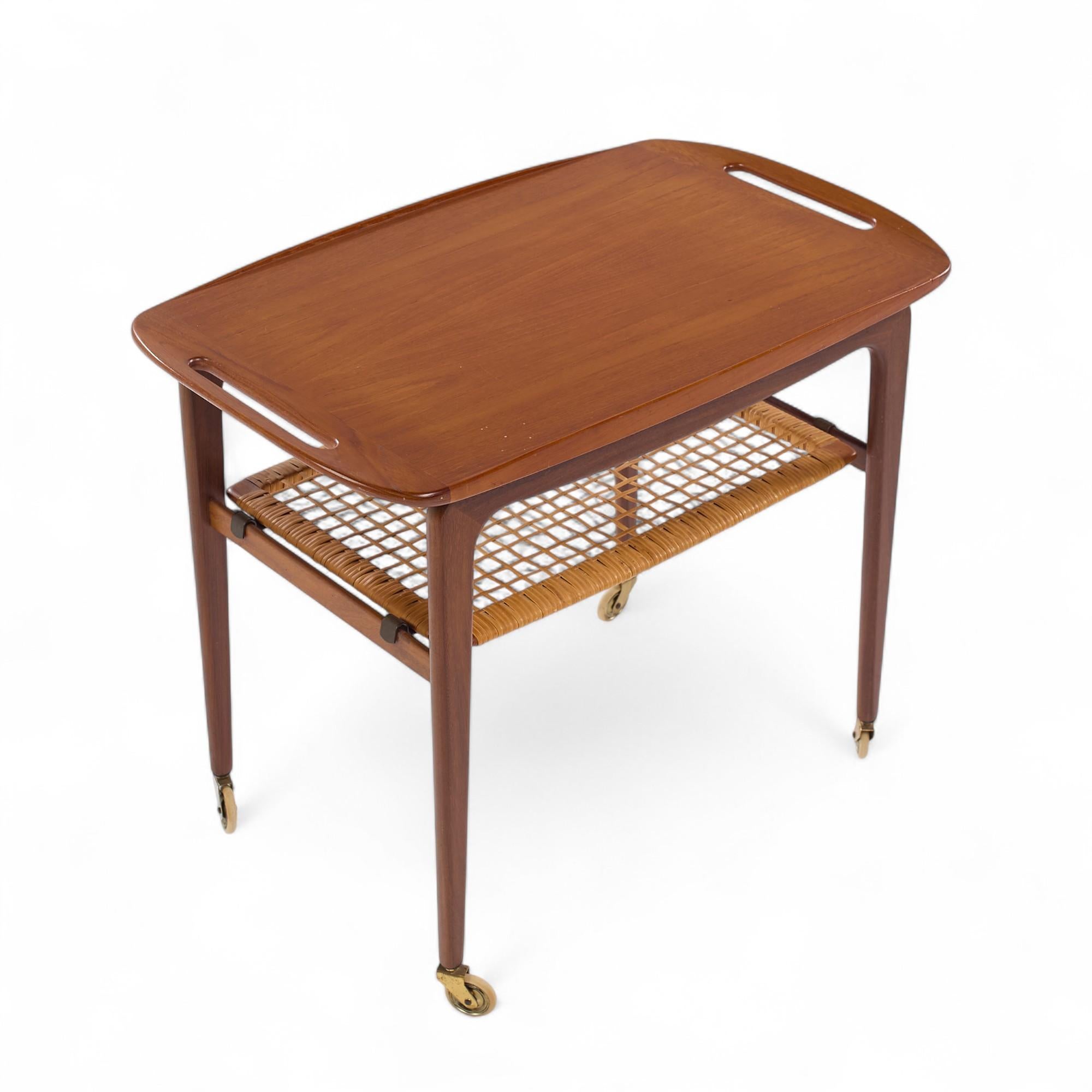 Johannes Andersen for CFC Silkeborg Mid Century Danish Teak Bar Serving Cart For Sale 5