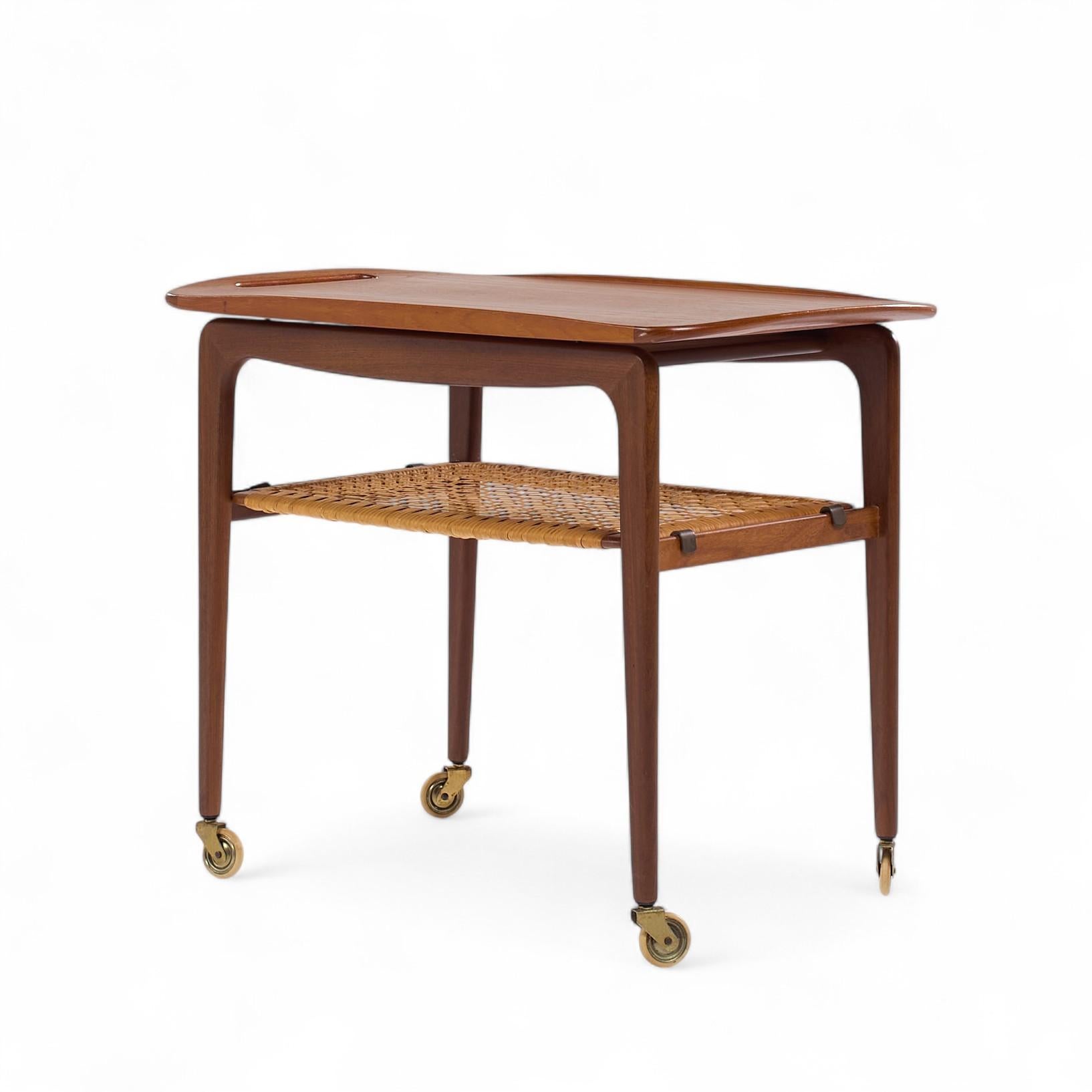 Johannes Andersen for CFC Silkeborg Mid Century Danish Teak Bar Serving Cart For Sale 3