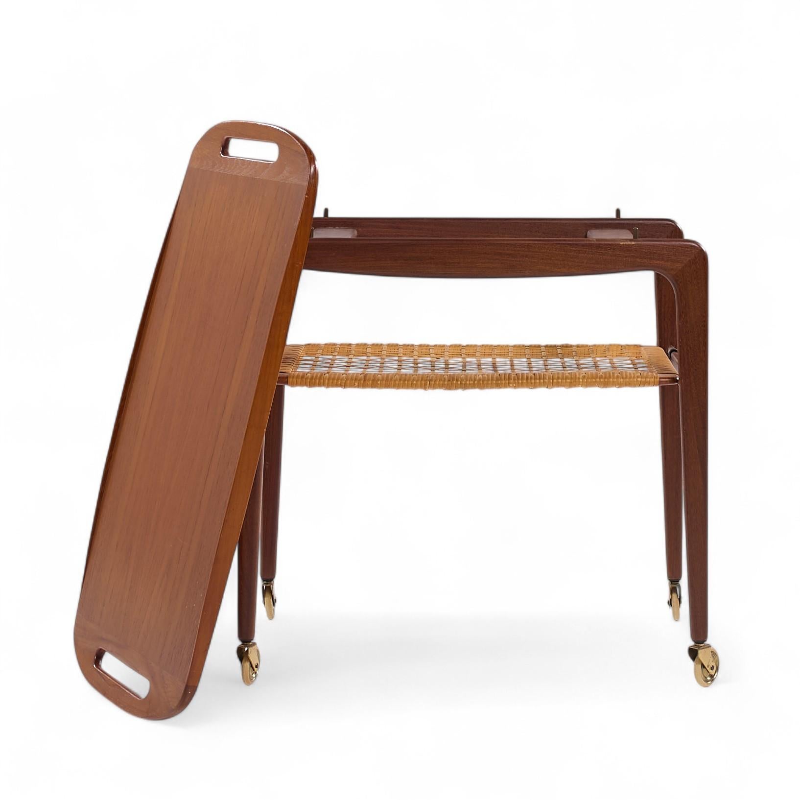 Johannes Andersen for CFC Silkeborg Mid Century Danish Teak Bar Serving Cart For Sale 4