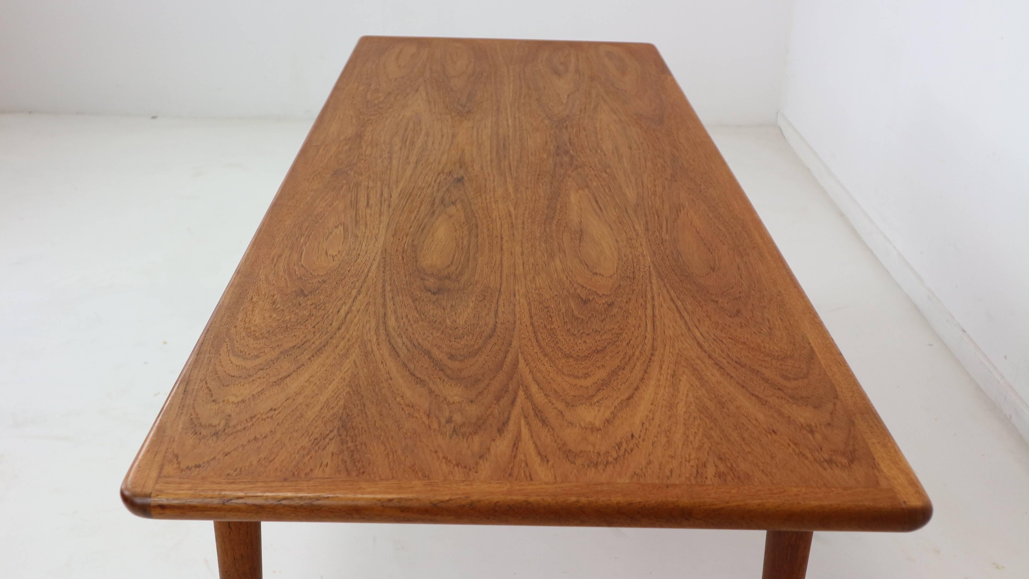 Johannes Andersen for C.F.C Silkeborg Teak Coffee Table In Good Condition In The Hague, NL