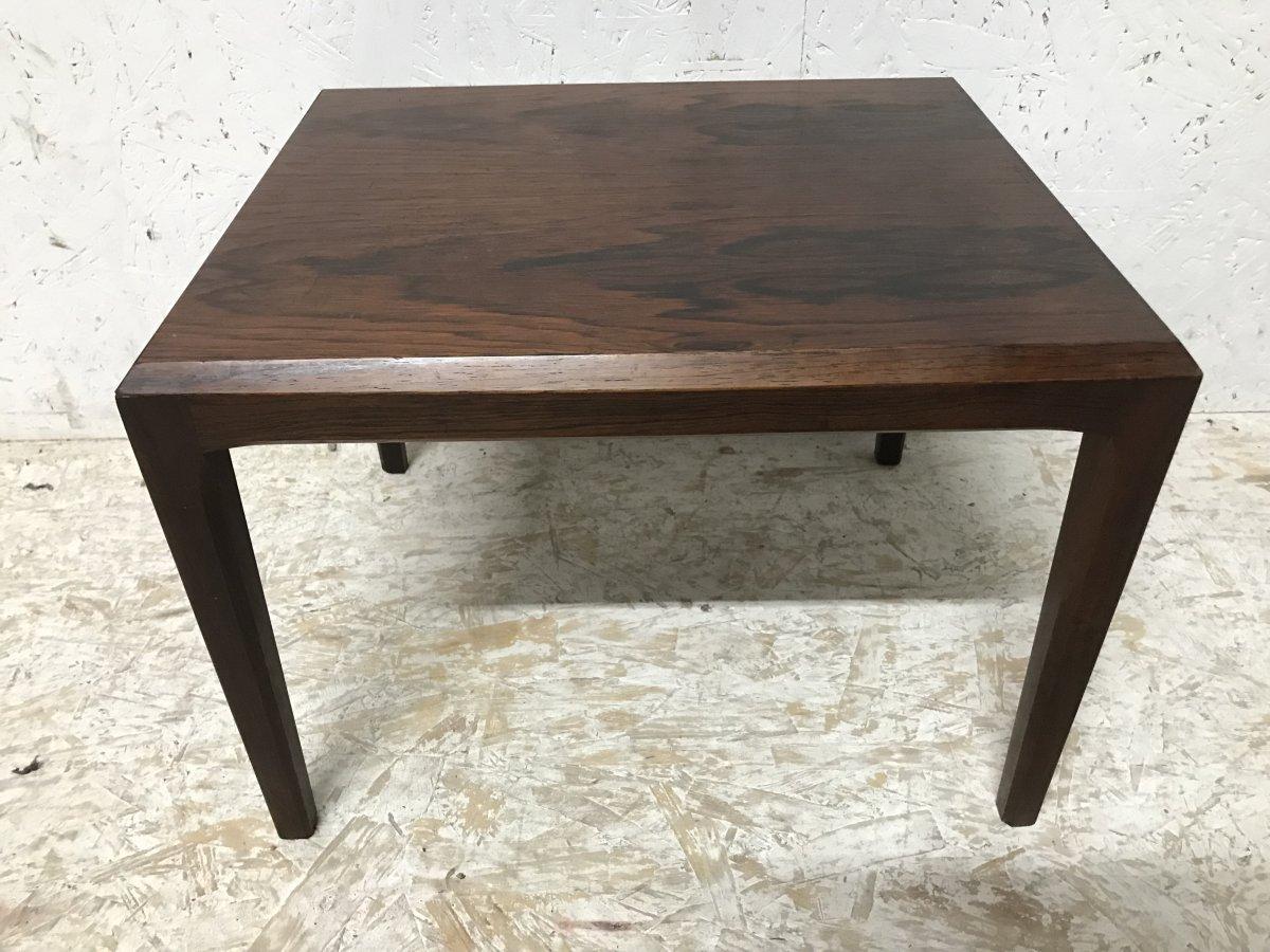 Hand-Crafted Johannes Andersen for Silkeborg 1960s a Danish Design Rosewood Occasional Table For Sale