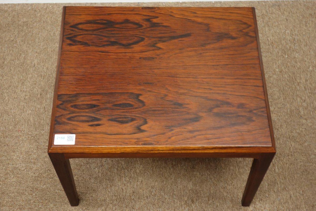 Johannes Andersen for Silkeborg 1960s a Danish Design Rosewood Occasional Table In Good Condition For Sale In London, GB