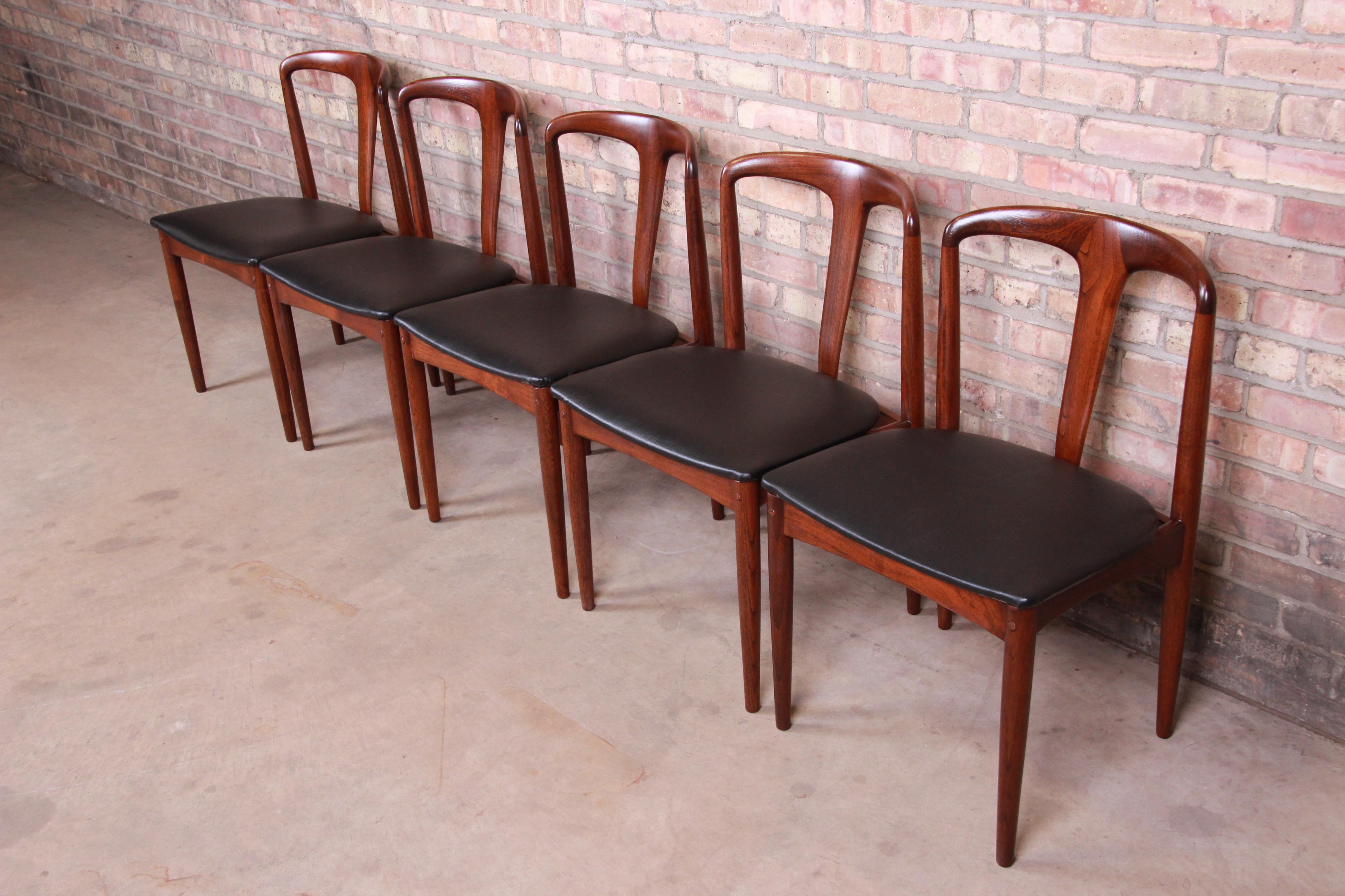 Mid-Century Modern Johannes Andersen for Uldum Sculpted Teak Juliane Dining Chairs, Newly Restored