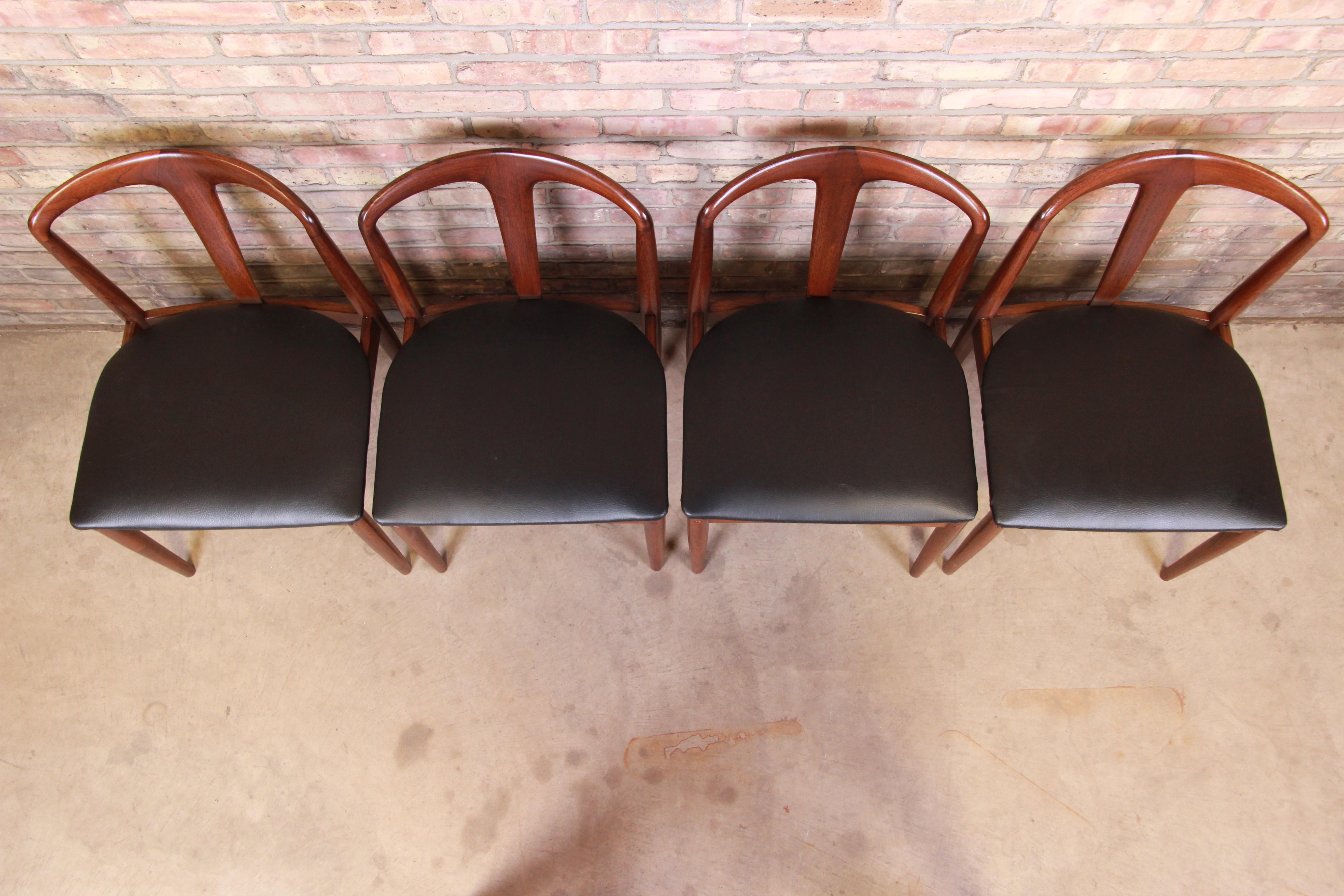 Johannes Andersen for Uldum Sculpted Teak Juliane Dining Chairs, Newly Restored In Good Condition In South Bend, IN