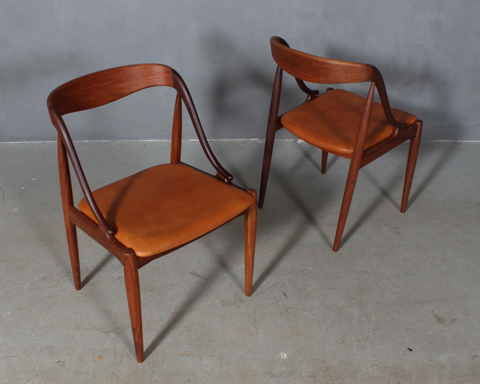 Johannes Andersen four Dining Chairs In Excellent Condition In Esbjerg, DK