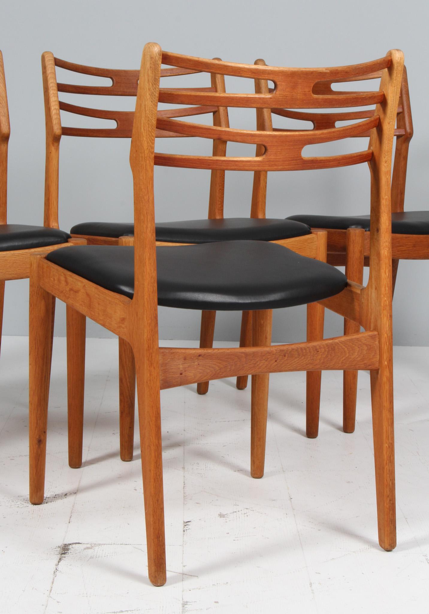 Leather Johannes Andersen four Dining Chairs For Sale