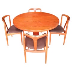 Johannes Andersen "Juliane" Danish teak round dining table