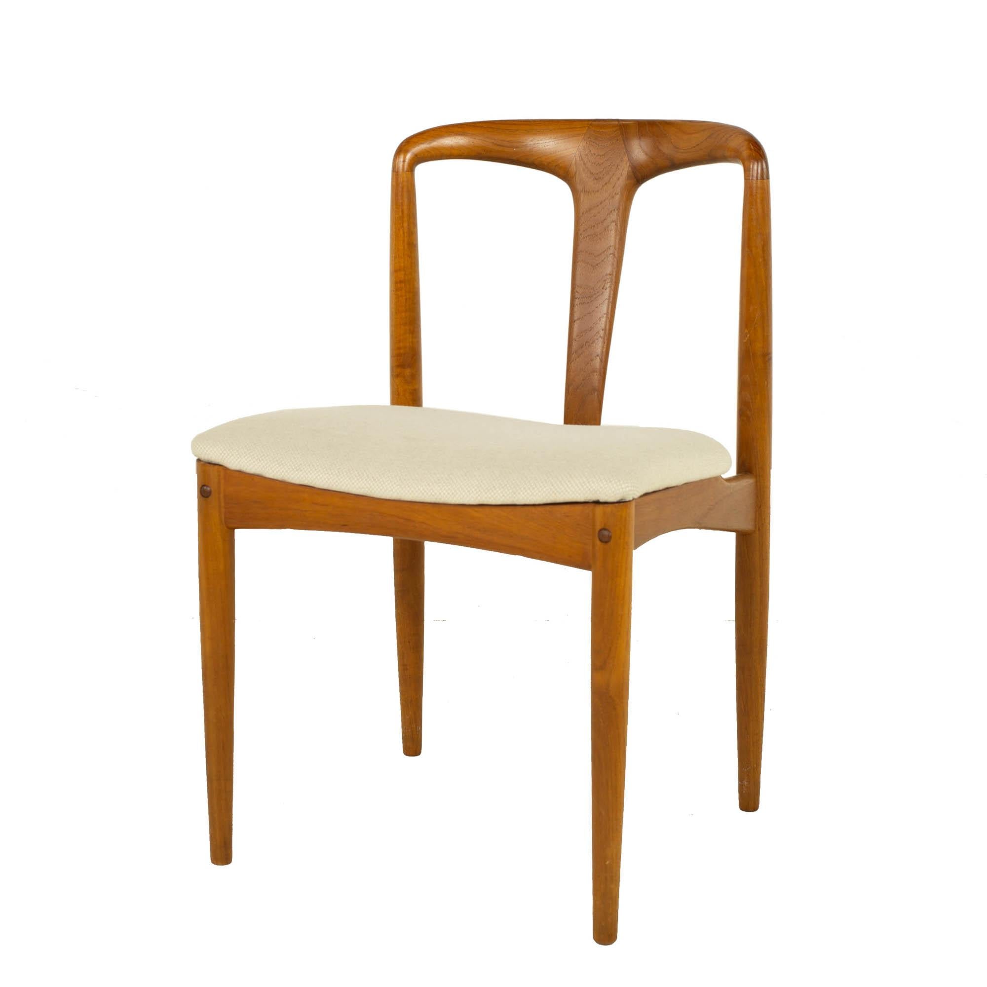 Upholstery Johannes Andersen Juliane Style D-Scan Mid Century Teak Dining Chairs, Set of 4
