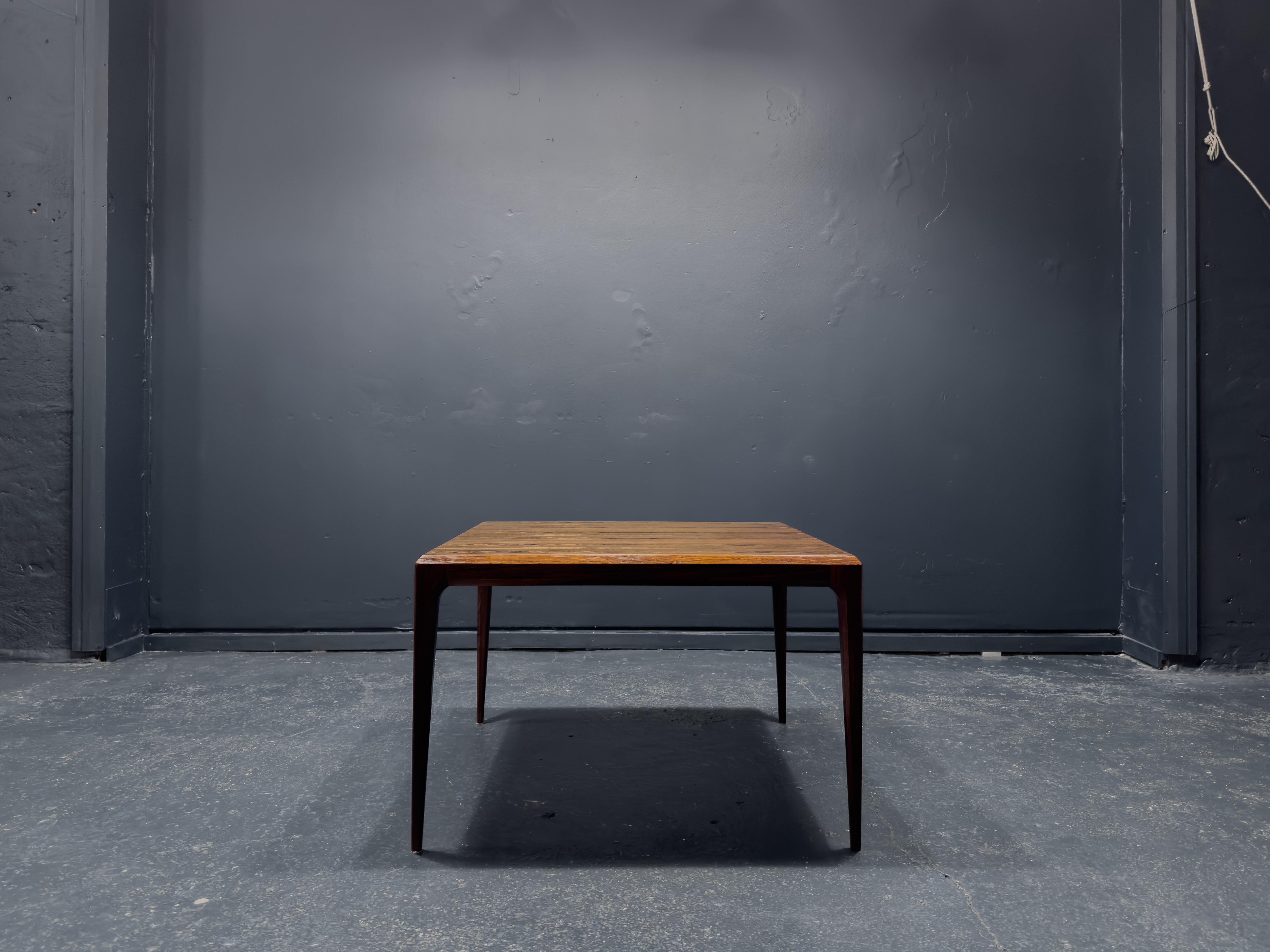 Mesa de centro grande Johannes Andersen Moderno de mediados de siglo en venta