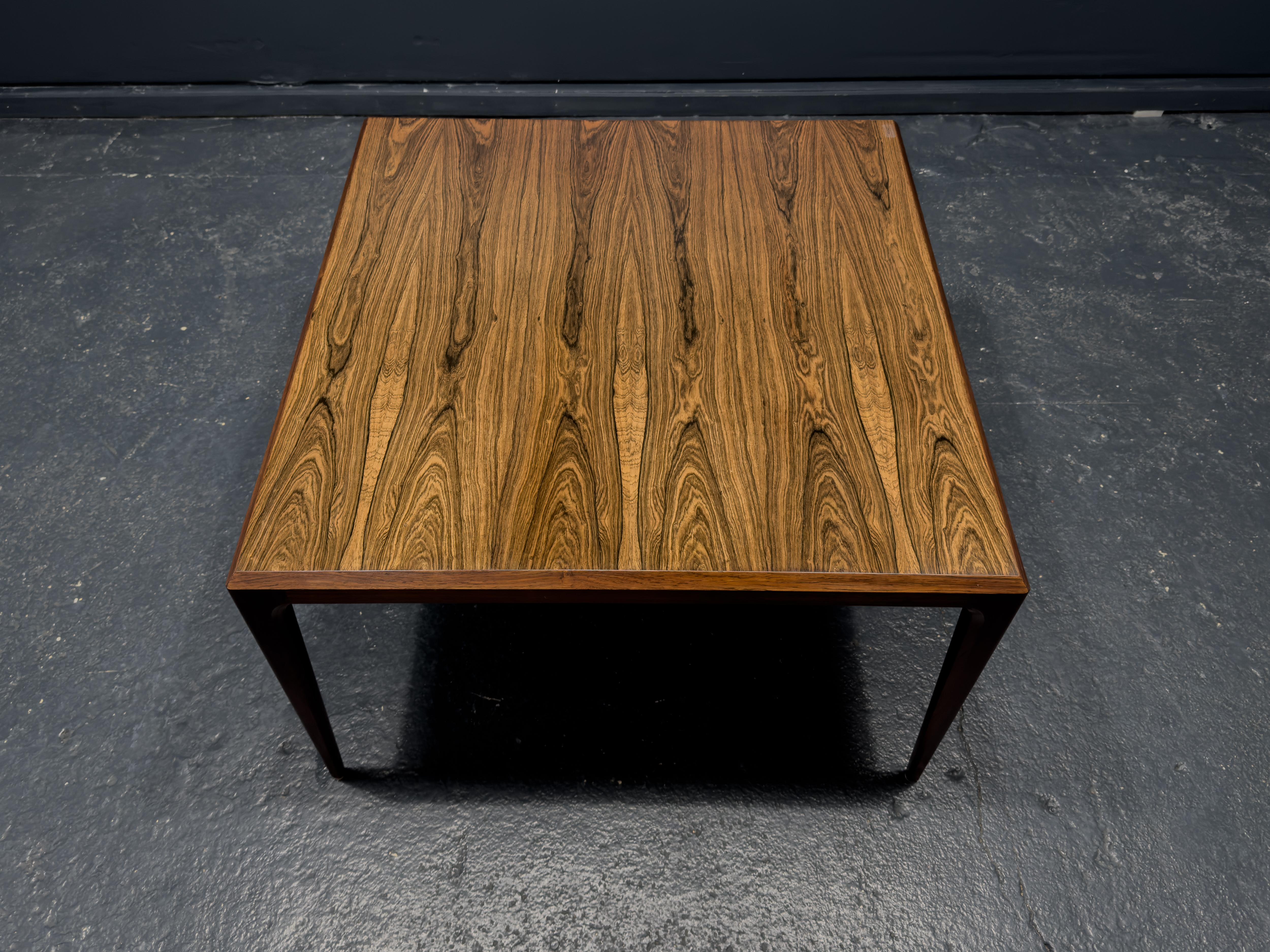 Mesa de centro grande Johannes Andersen en venta 1