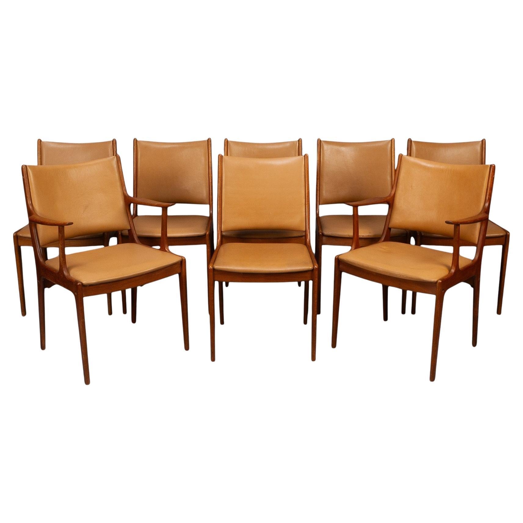 Johannes Andersen Made by Uldum Møbler, Denmark. Set of Eight Dining Chairs For Sale