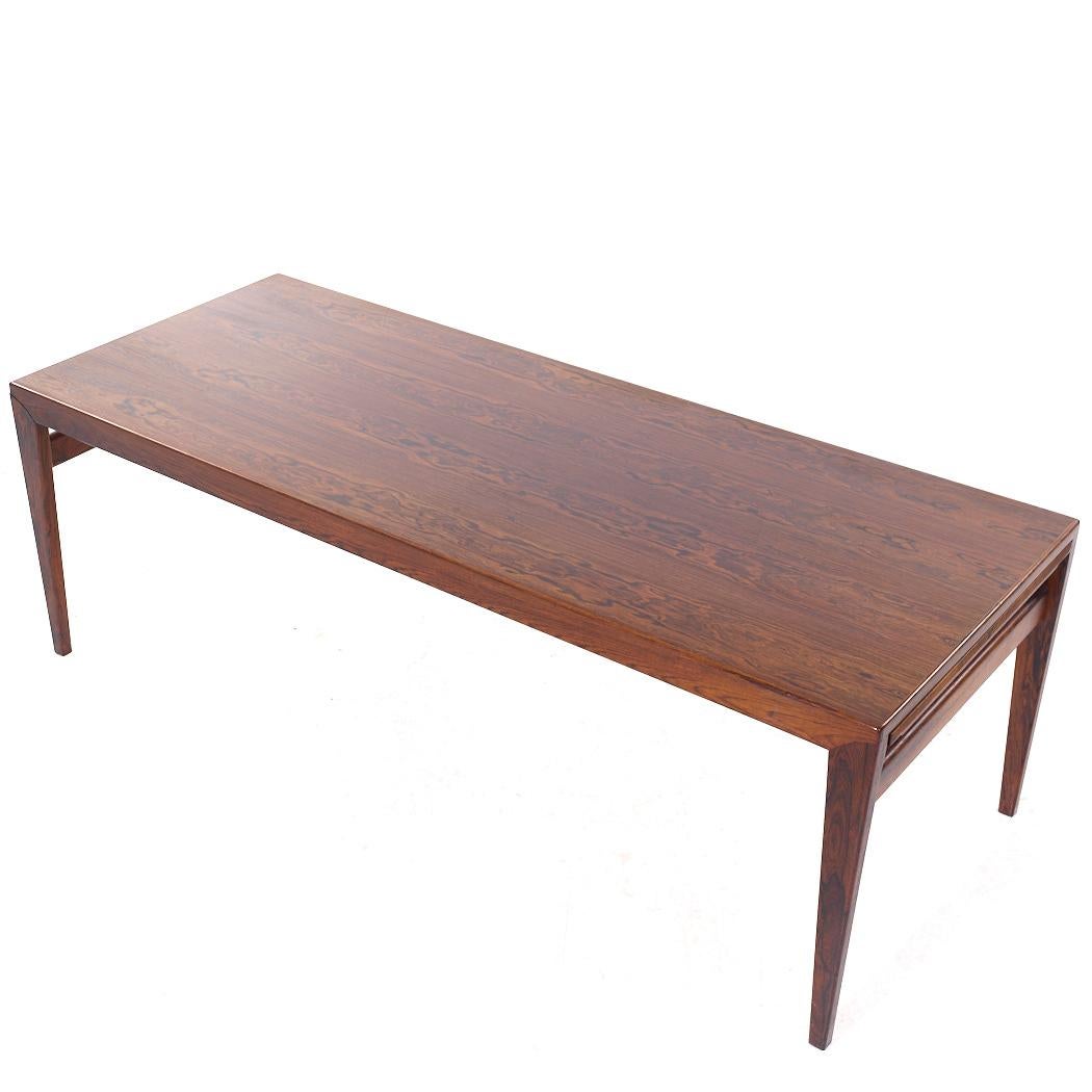 Danois Johannes Andersen Table basse à feuilles cachées en palissandre danois du milieu du siècle dernier en vente