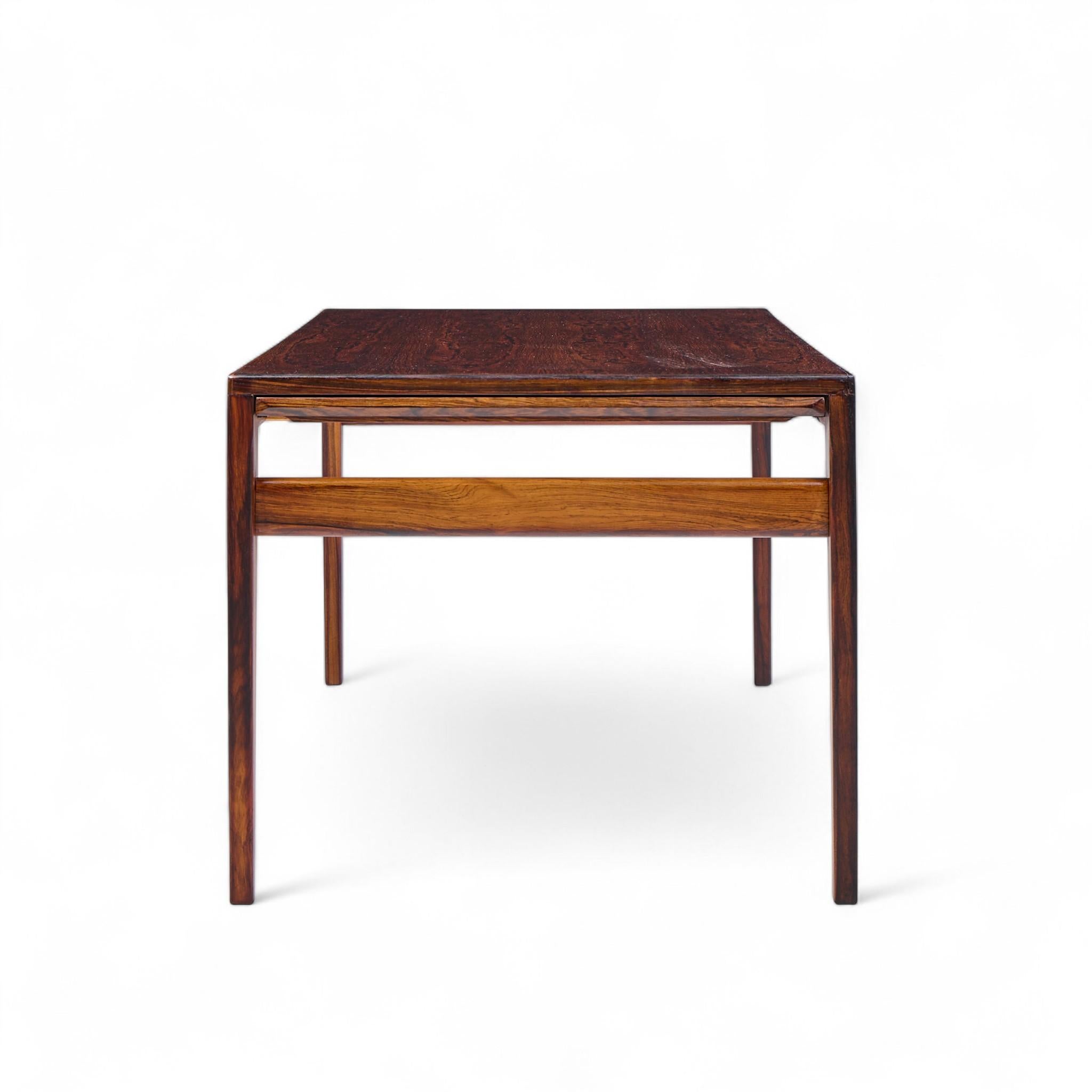 Danois Johannes Andersen Table basse à feuilles cachées en palissandre danois du milieu du siècle dernier en vente