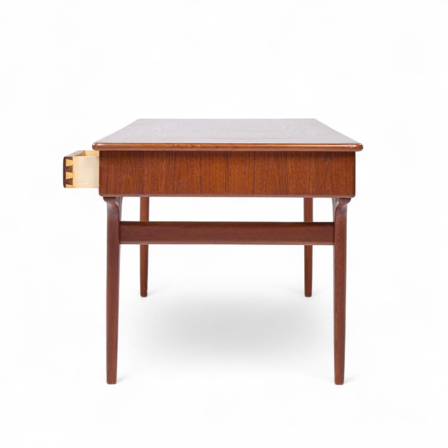 Johannes Andersen Mid Century Danish Teak Coffee Table For Sale 1